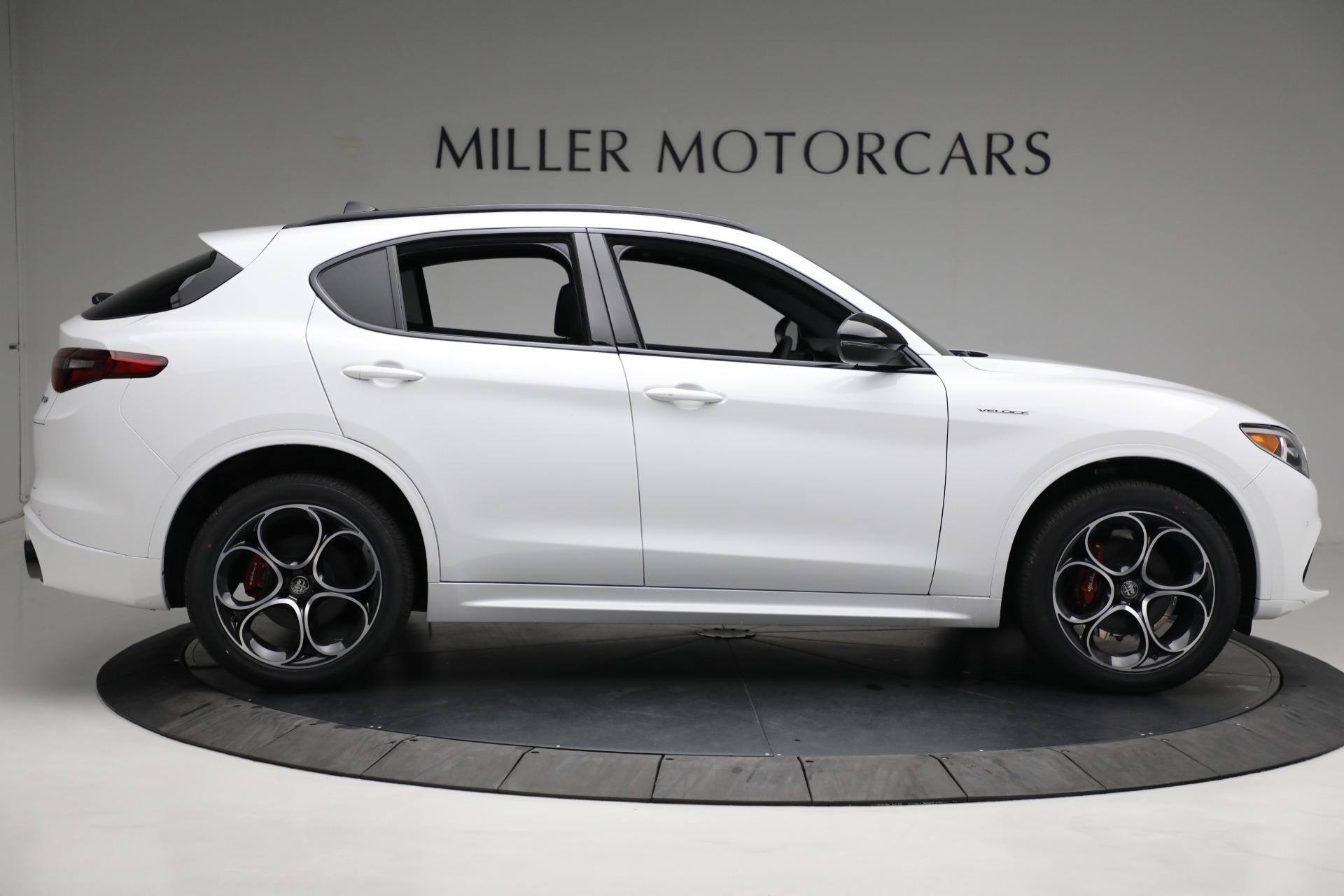 New 2022 Alfa Romeo Stelvio Veloce | St. Petersburg, FL