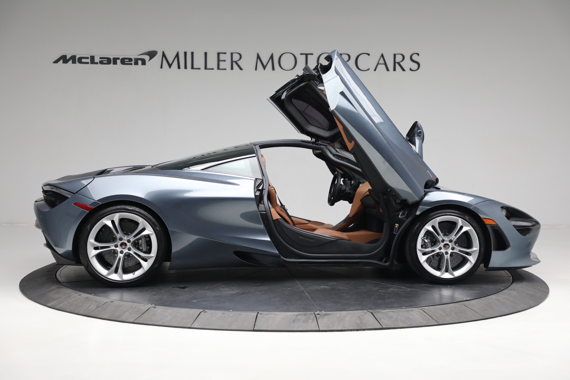 Used 2018 McLaren 720S Luxury | St. Petersburg, FL
