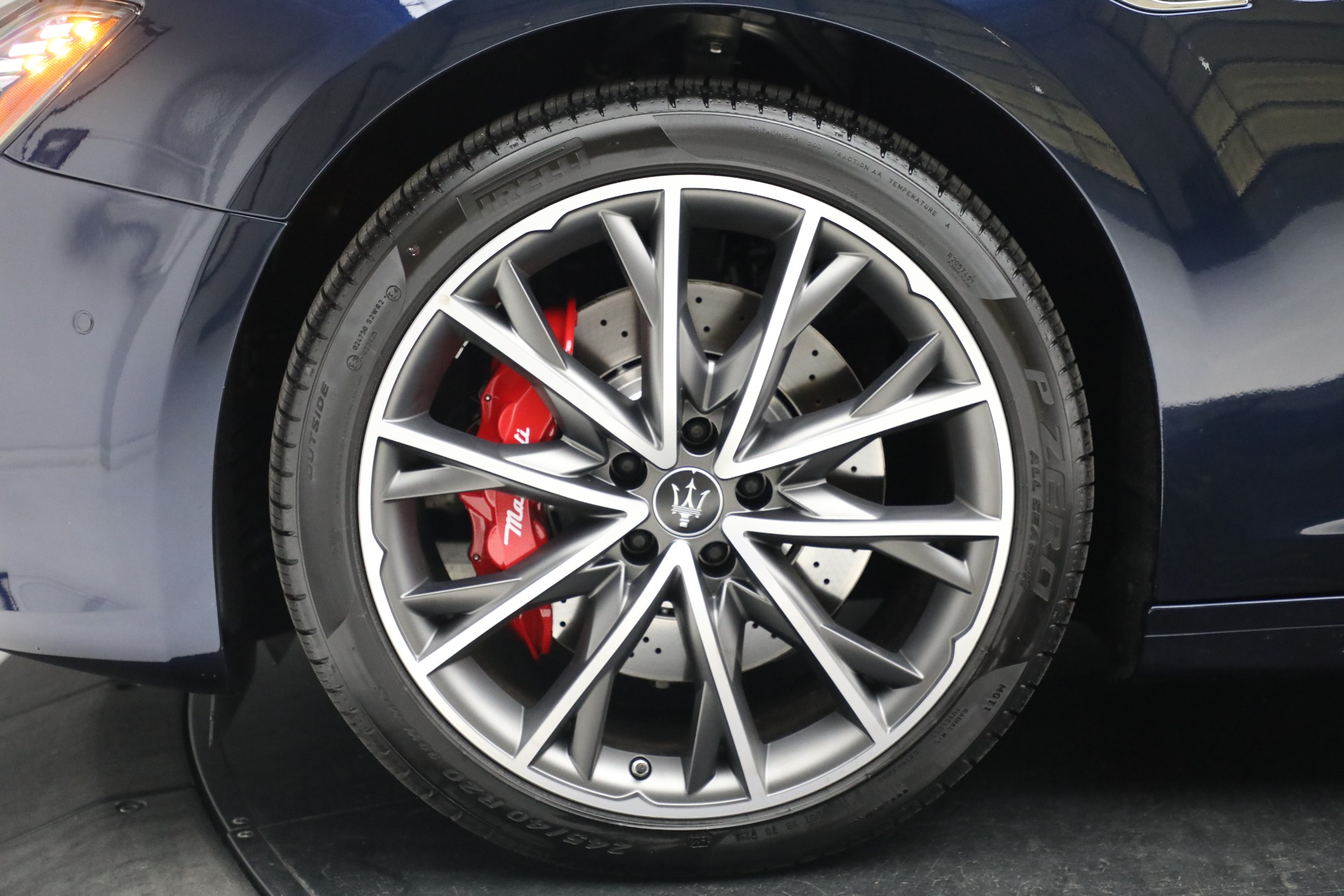 New 2023 Maserati Ghibli Modena Q4 | St. Petersburg, FL