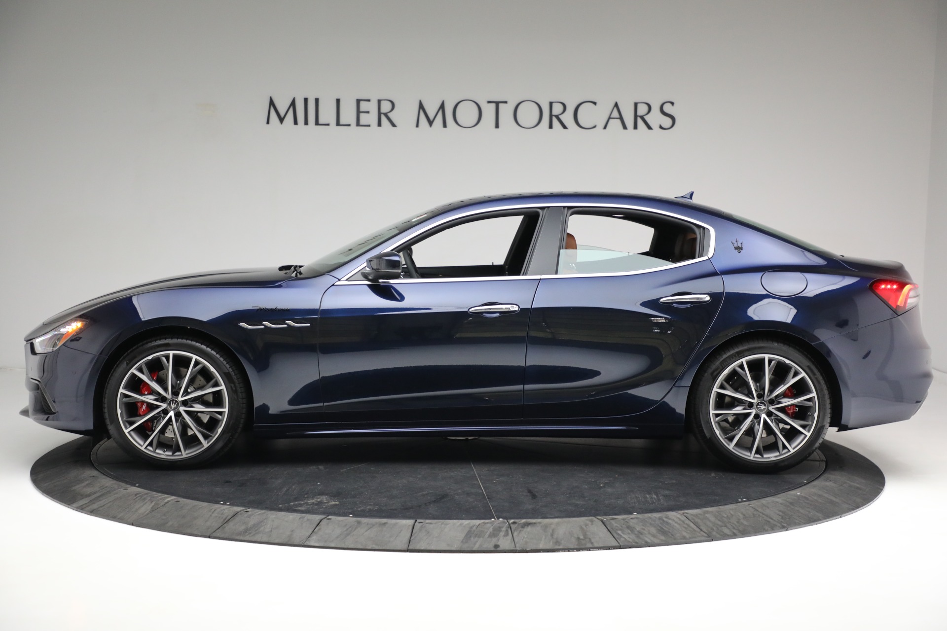 New 2023 Maserati Ghibli Modena Q4 | St. Petersburg, FL