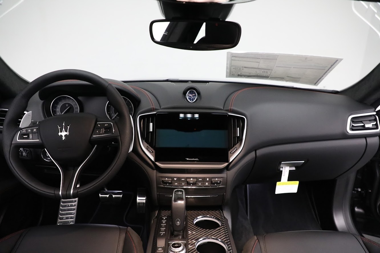 New 2023 Maserati Ghibli Modena Q4 | St. Petersburg, FL