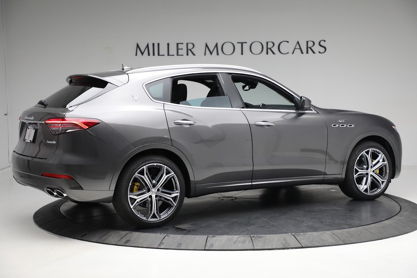New 2023 Maserati Levante GT | St. Petersburg, FL