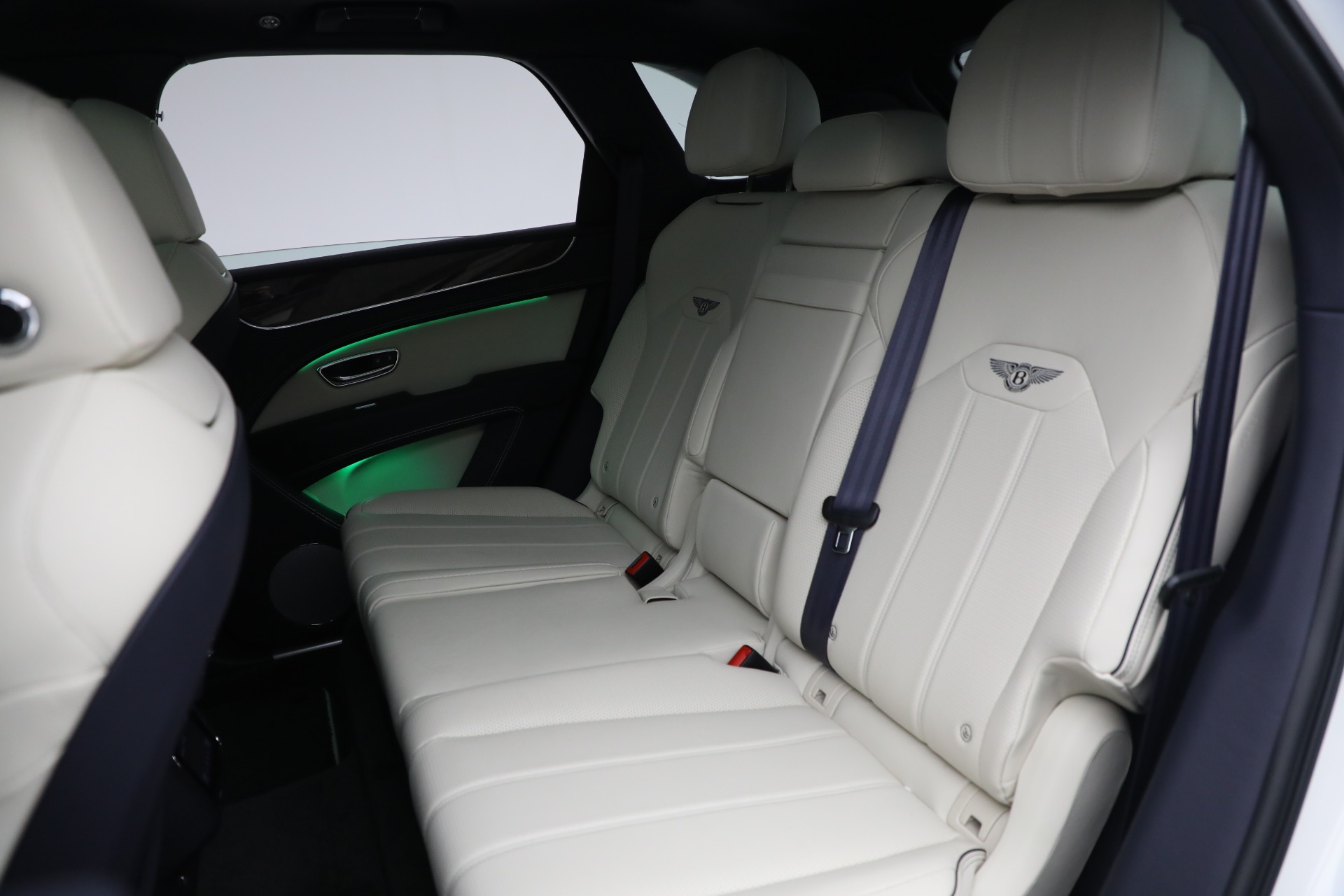 Used 2021 Bentley Bentayga Hybrid Hybrid | St. Petersburg, FL