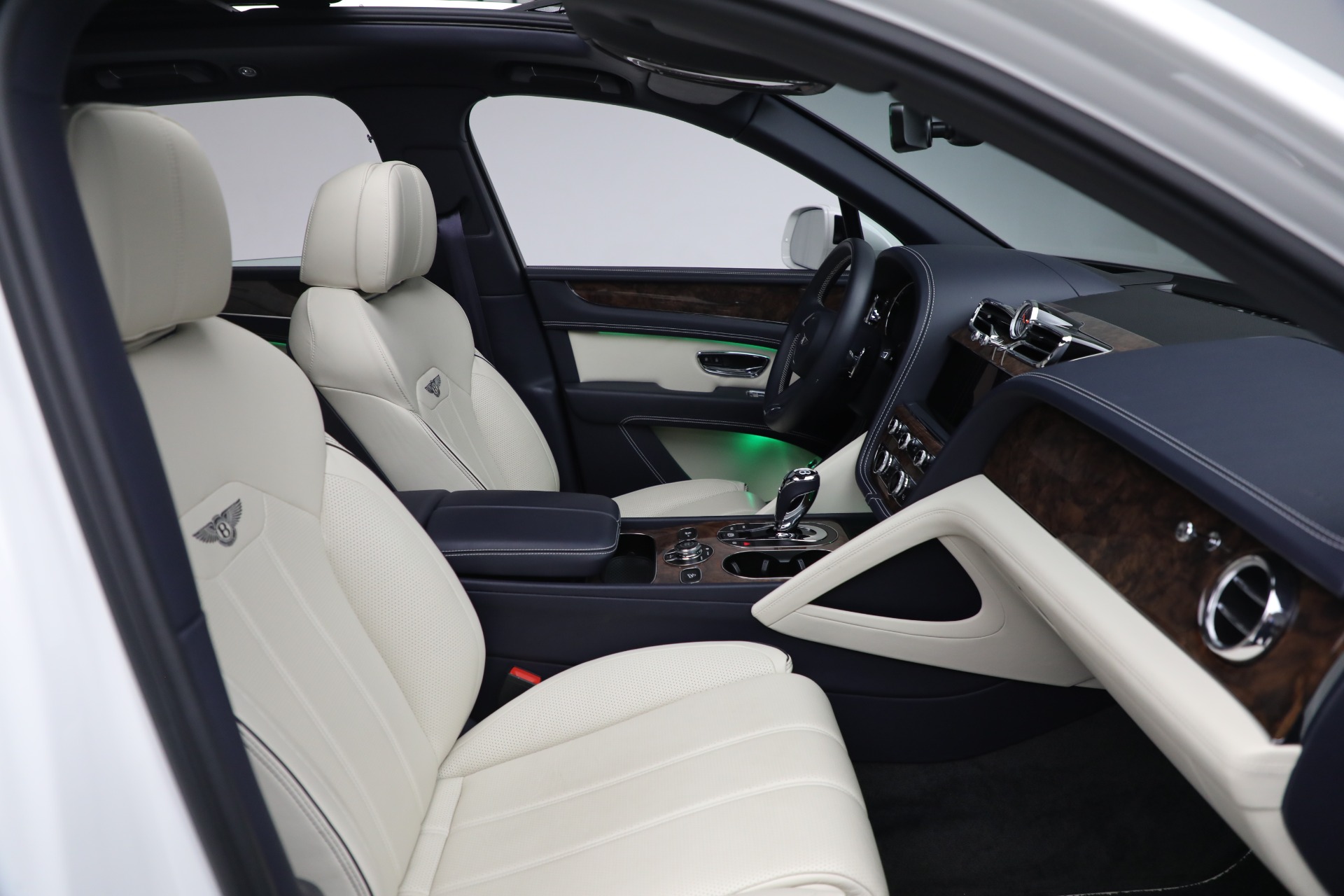 Used 2021 Bentley Bentayga Hybrid Hybrid | St. Petersburg, FL