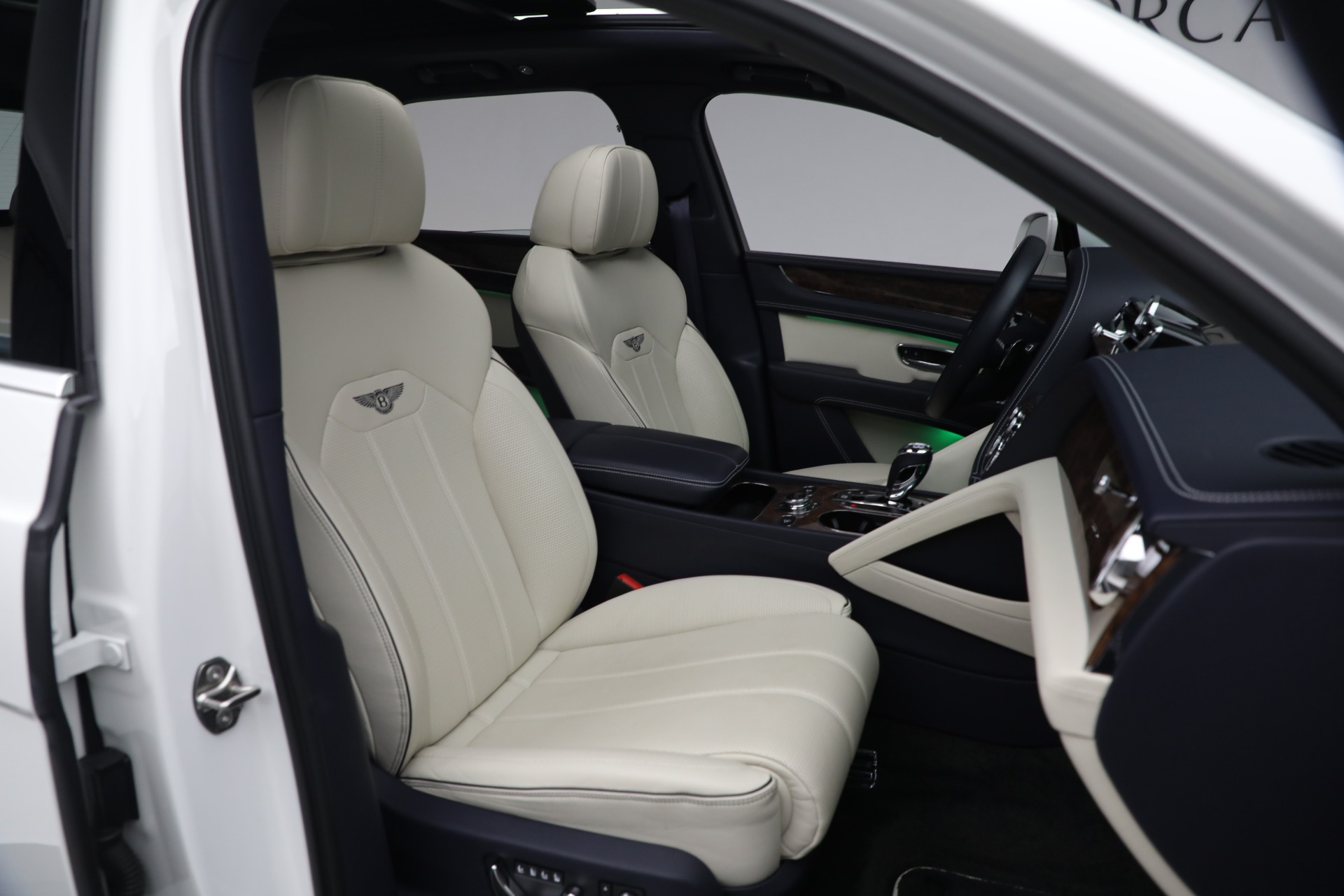 Used 2021 Bentley Bentayga Hybrid Hybrid | St. Petersburg, FL