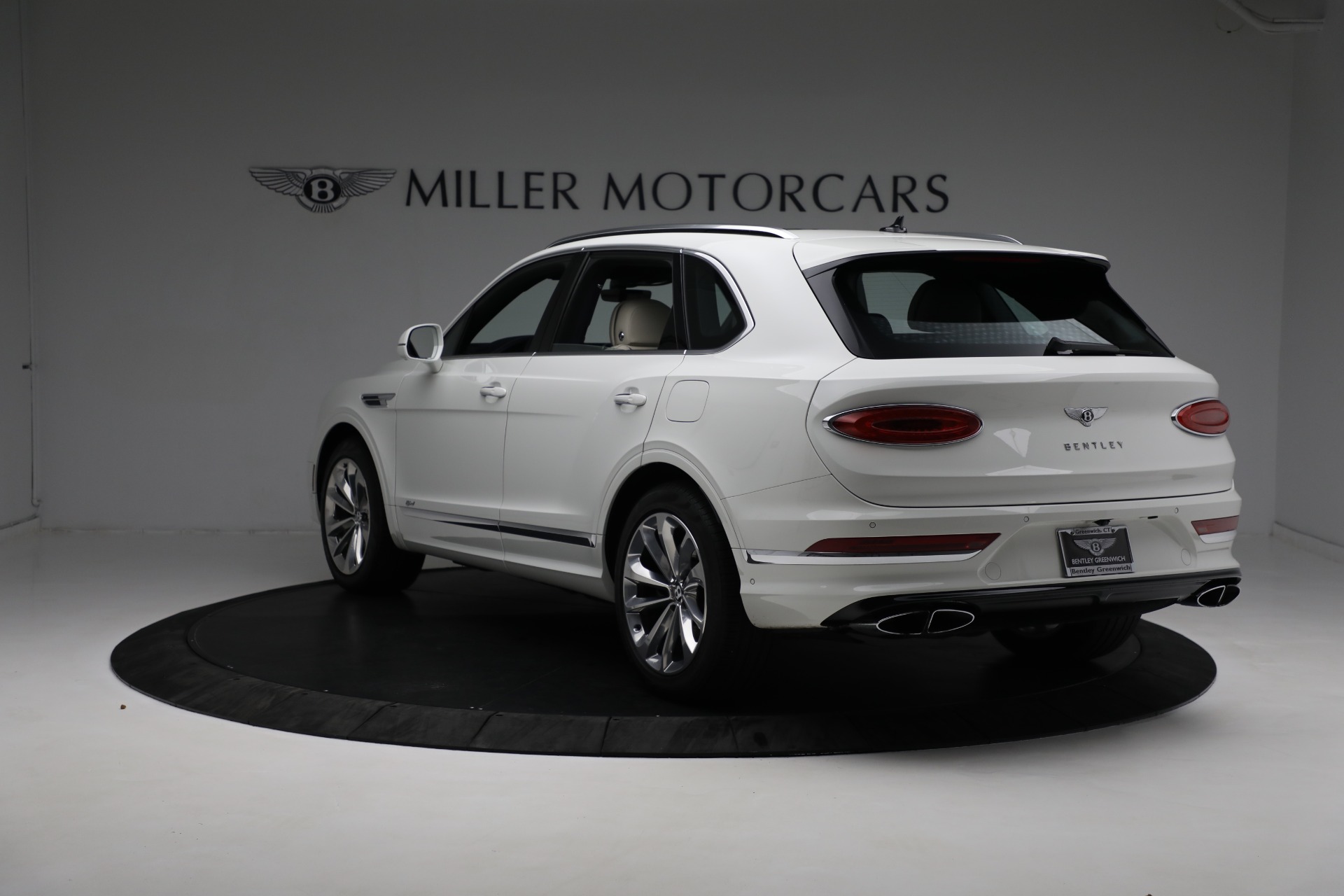 Used 2021 Bentley Bentayga Hybrid Hybrid | St. Petersburg, FL