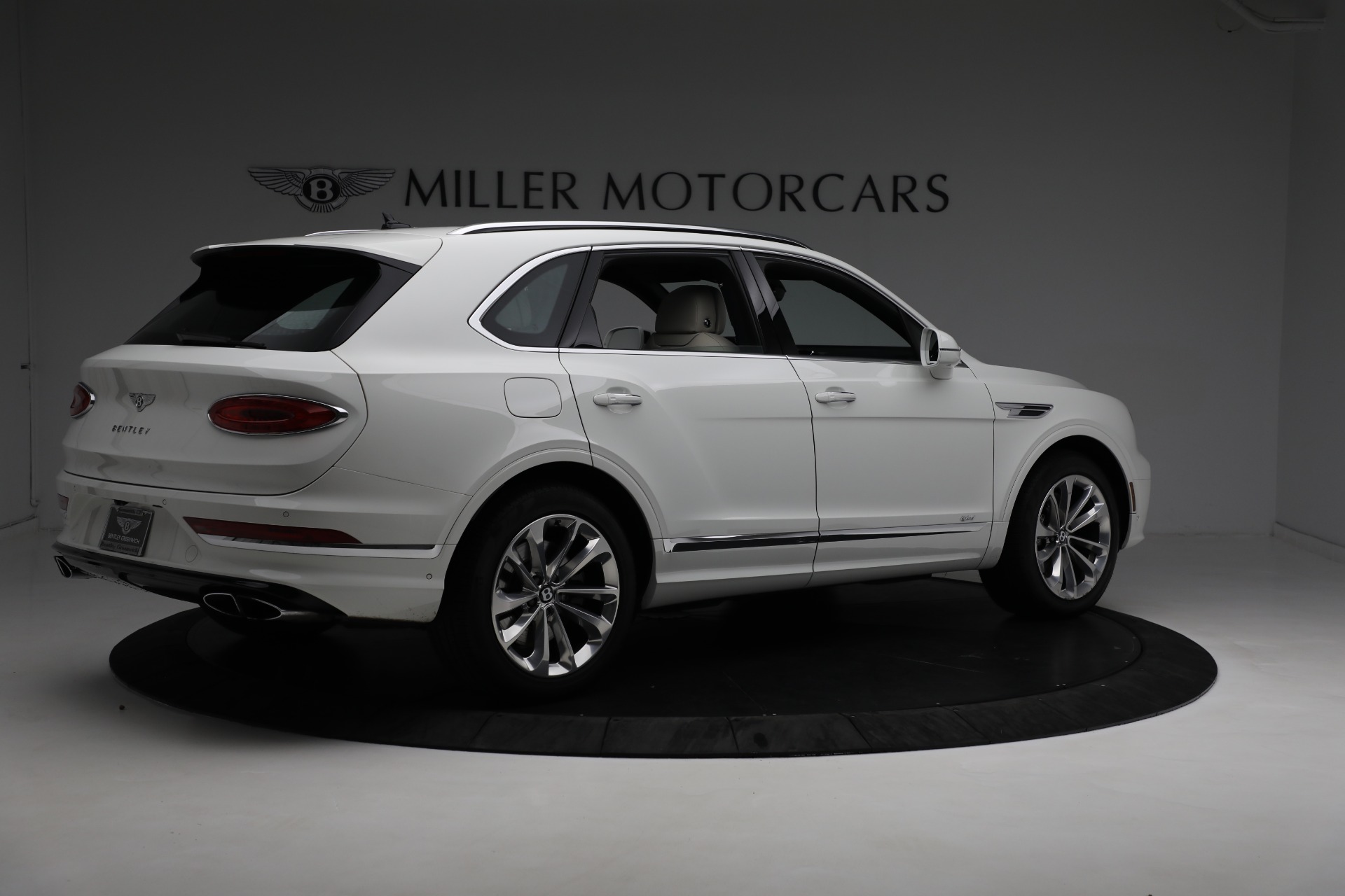 Used 2021 Bentley Bentayga Hybrid Hybrid | St. Petersburg, FL