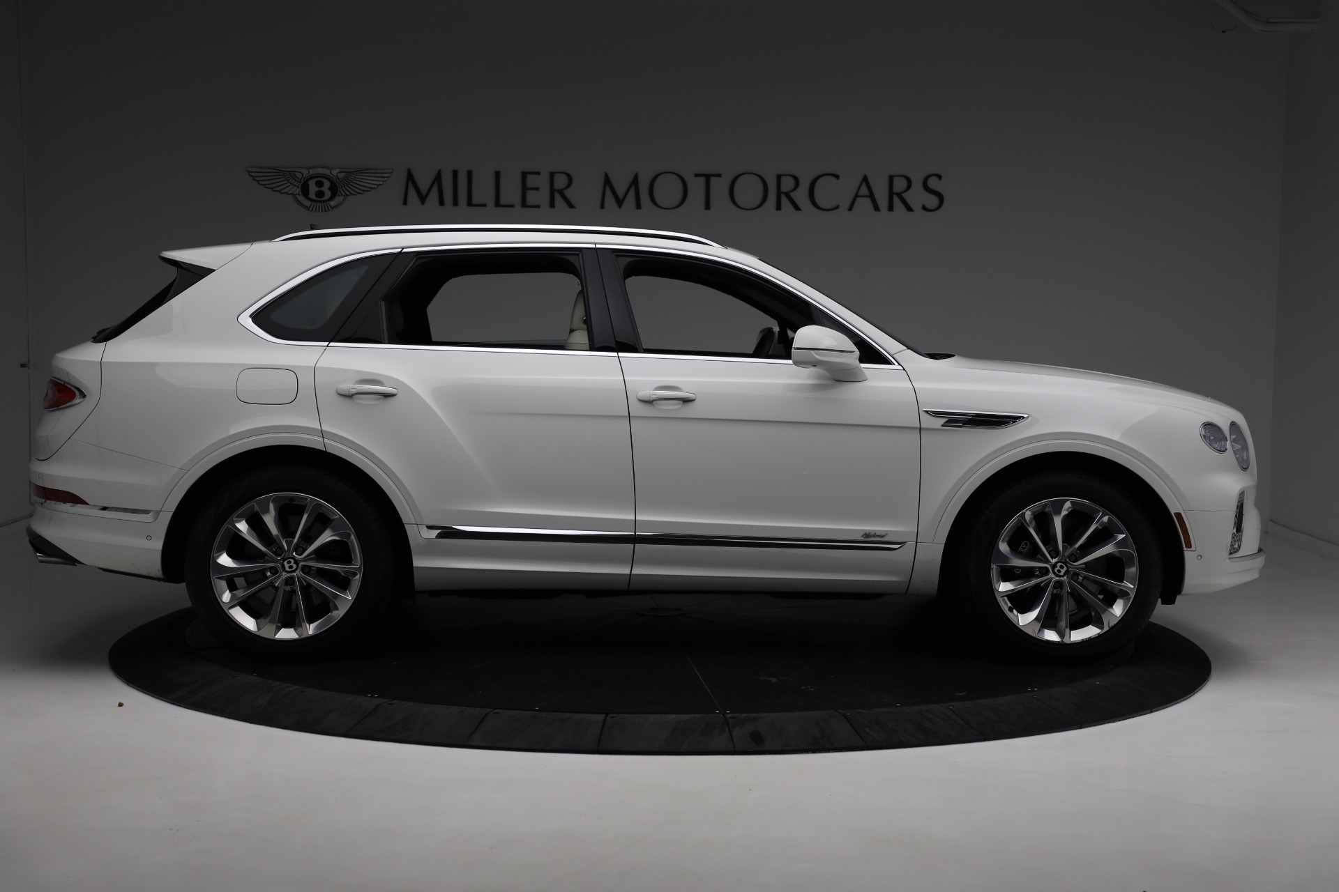 Used 2021 Bentley Bentayga Hybrid Hybrid | St. Petersburg, FL