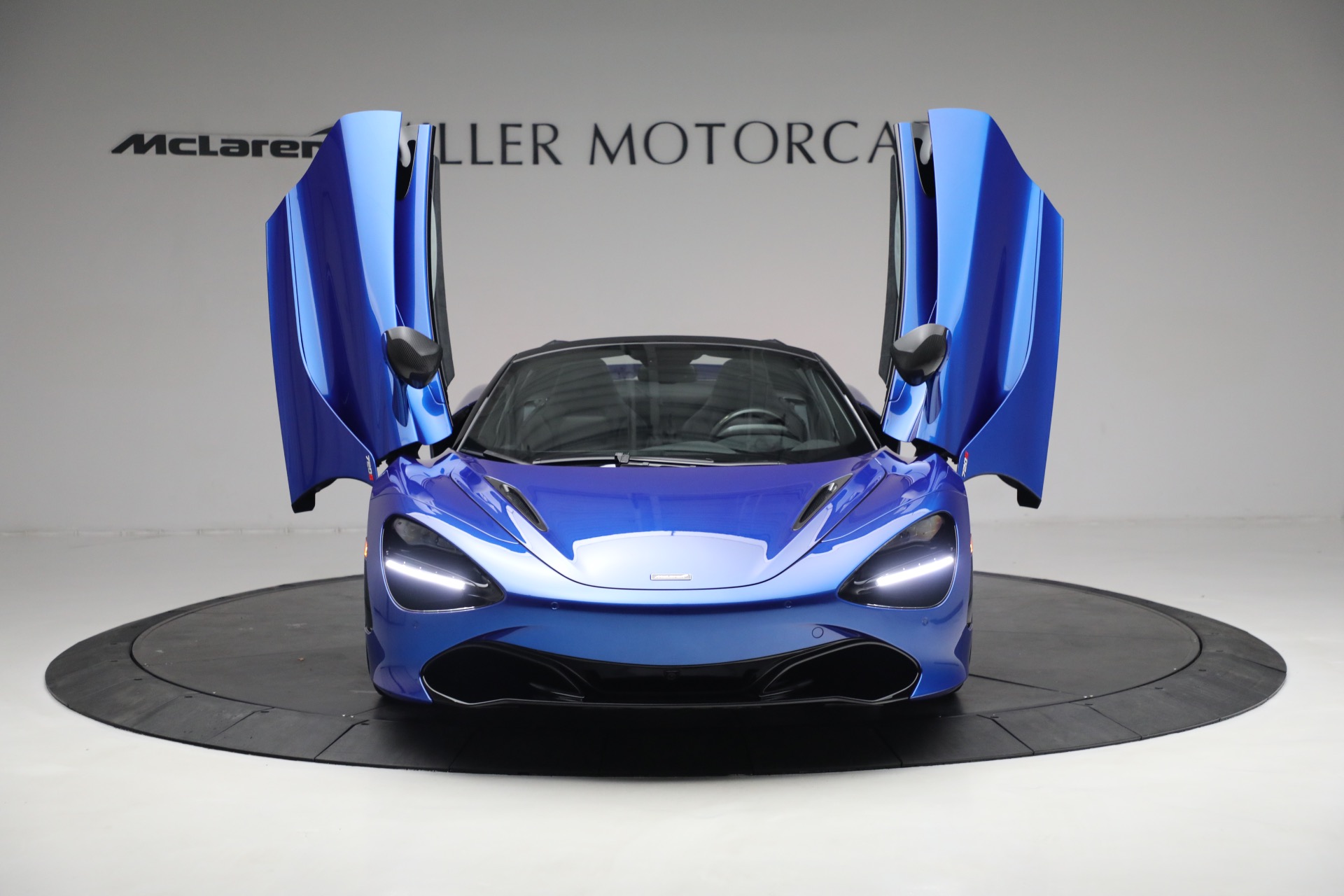 New 2023 McLaren 720S Spider Performance | St. Petersburg, FL