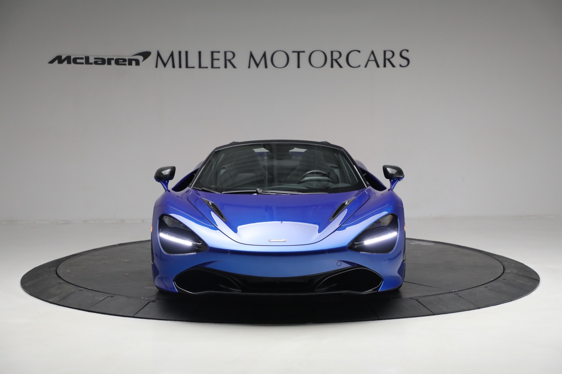 New 2023 McLaren 720S Spider Performance | St. Petersburg, FL