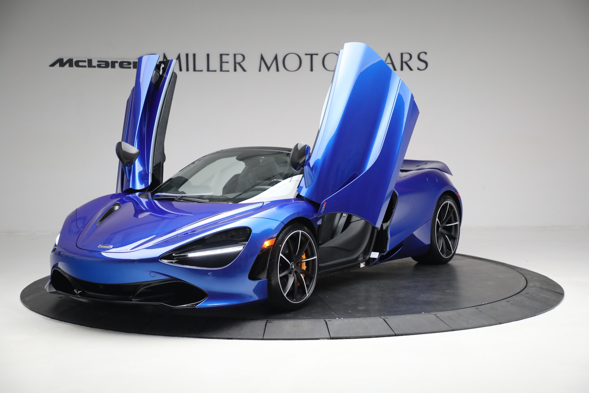 New 2023 McLaren 720S Spider Performance | St. Petersburg, FL