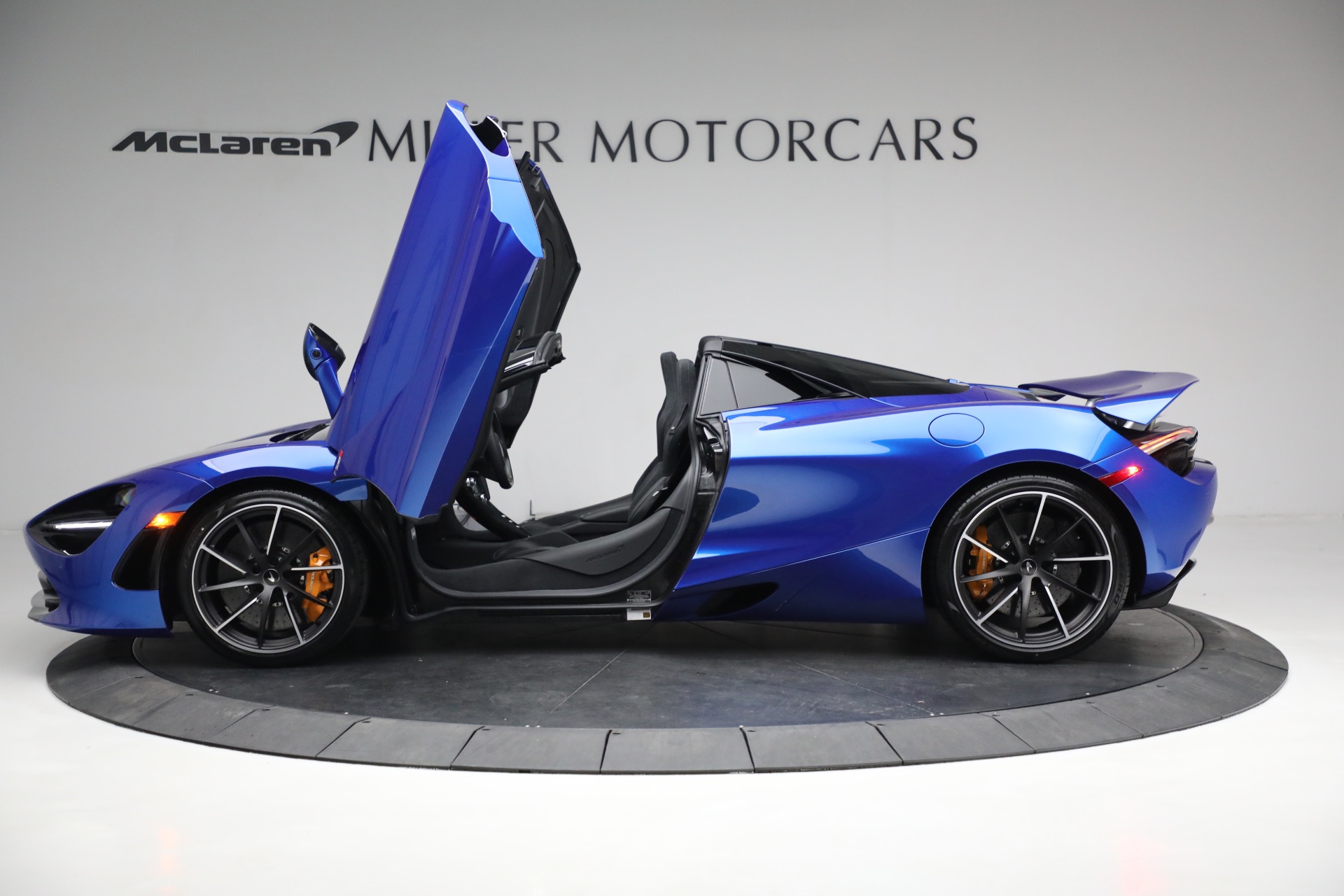 New 2023 McLaren 720S Spider Performance | St. Petersburg, FL