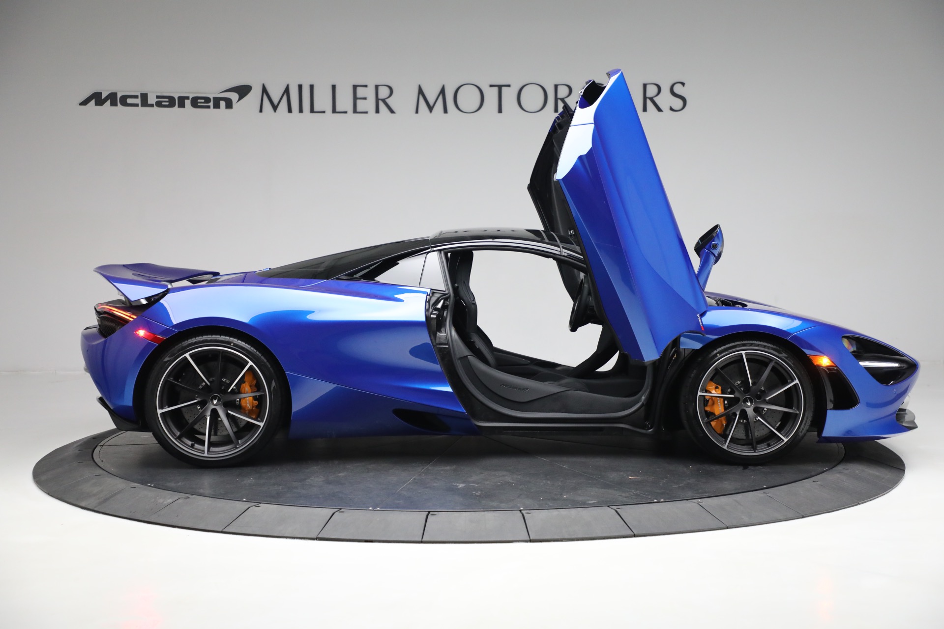 New 2023 McLaren 720S Spider Performance | St. Petersburg, FL