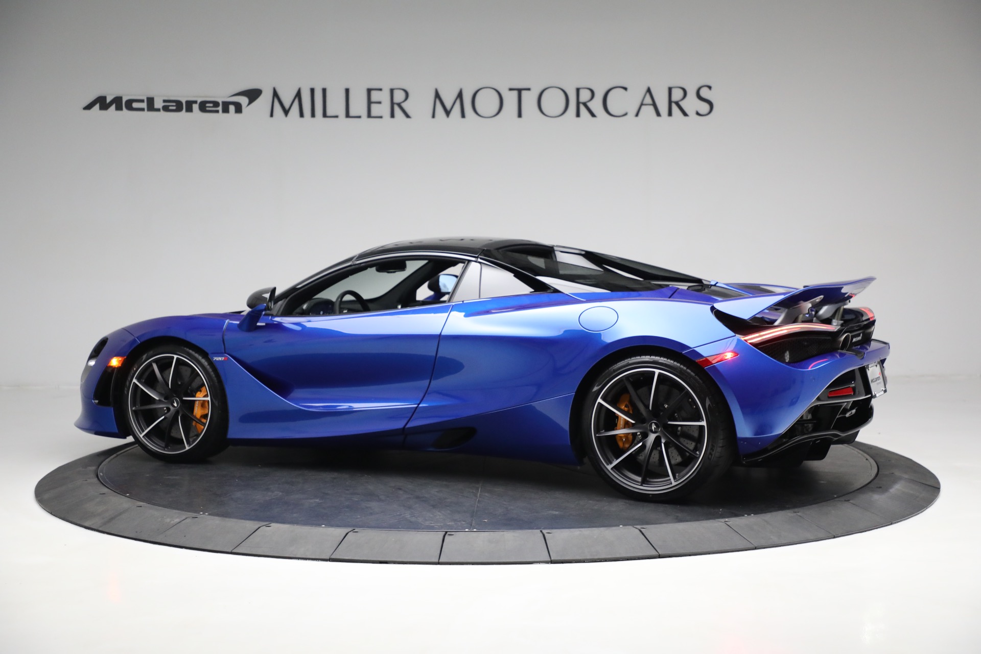 New 2023 McLaren 720S Spider Performance | St. Petersburg, FL