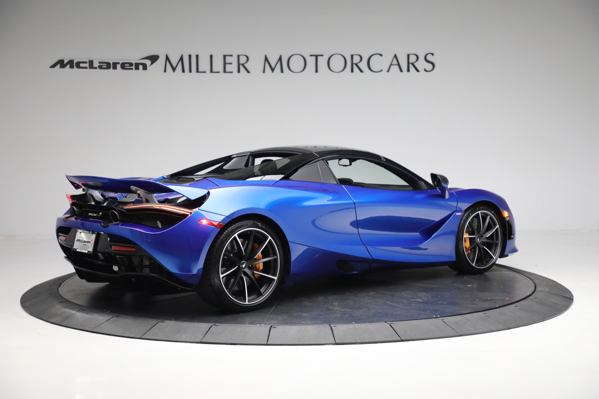 New 2023 McLaren 720S Spider Performance | St. Petersburg, FL