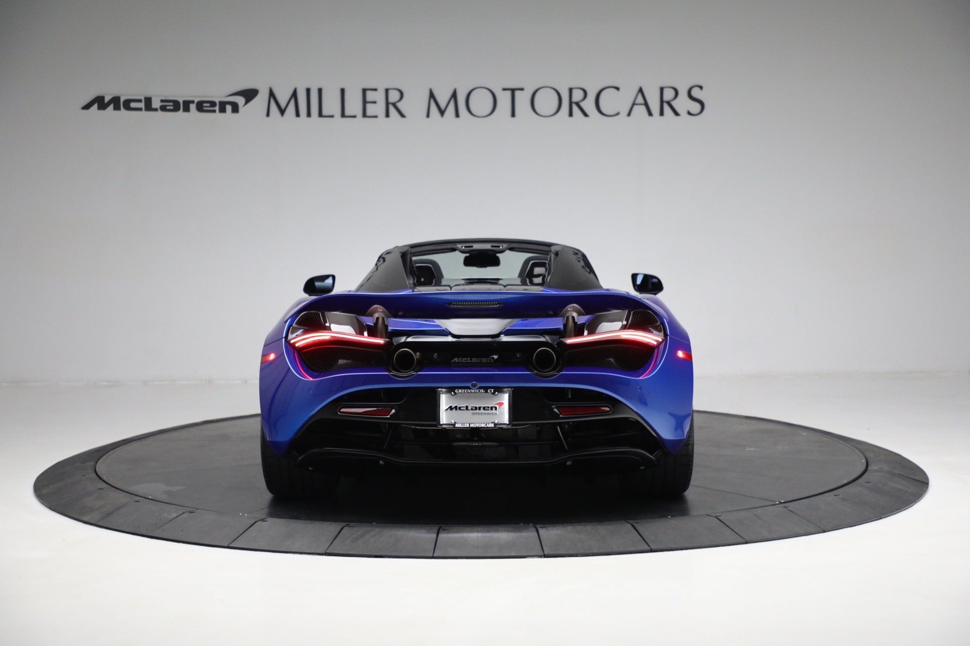 New 2023 McLaren 720S Spider Performance | St. Petersburg, FL