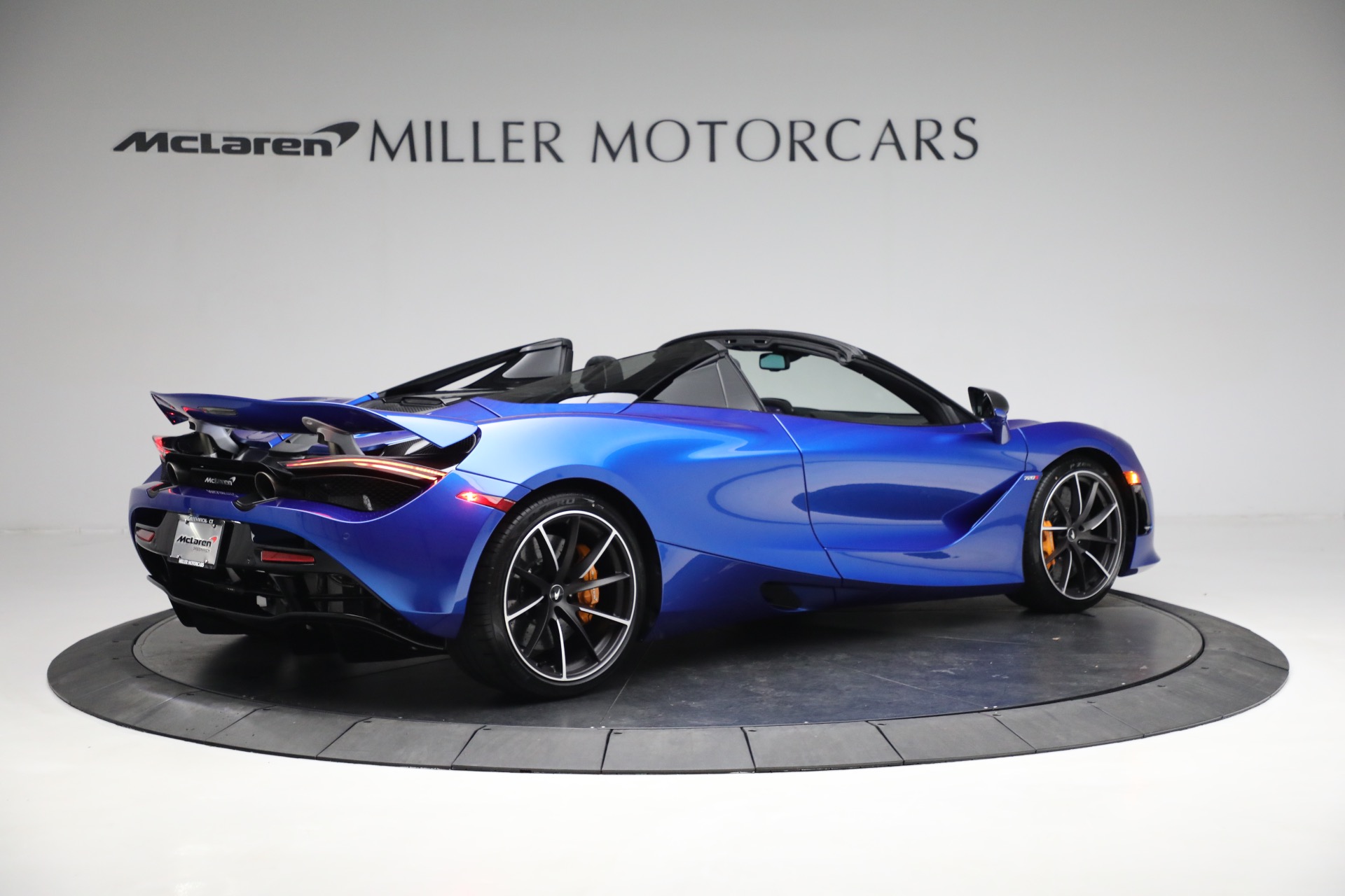 New 2023 McLaren 720S Spider Performance | St. Petersburg, FL