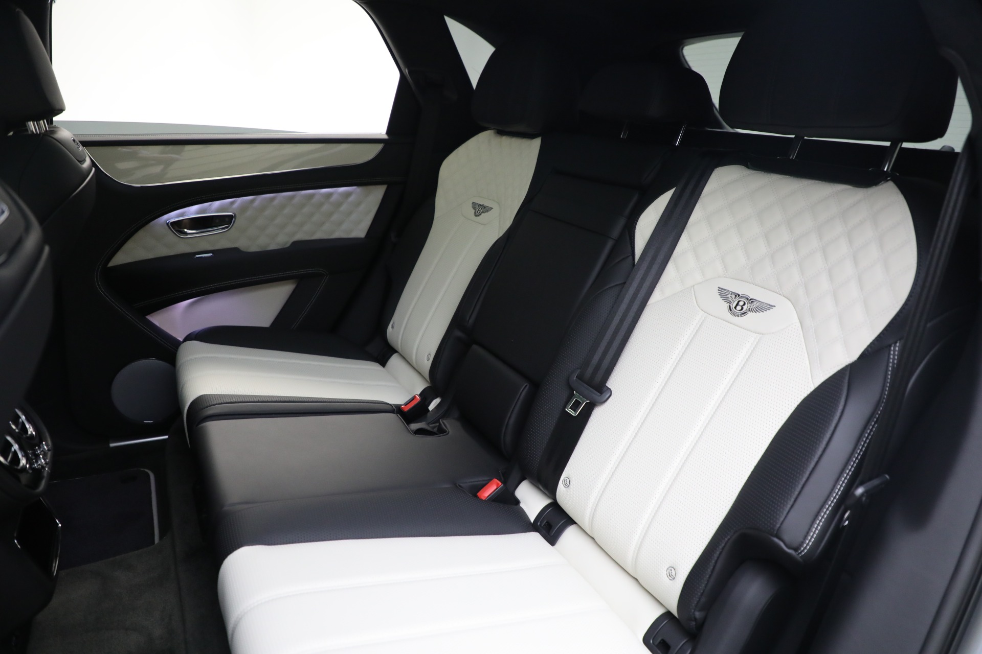 New 2023 Bentley Bentayga V8 Azure | St. Petersburg, FL