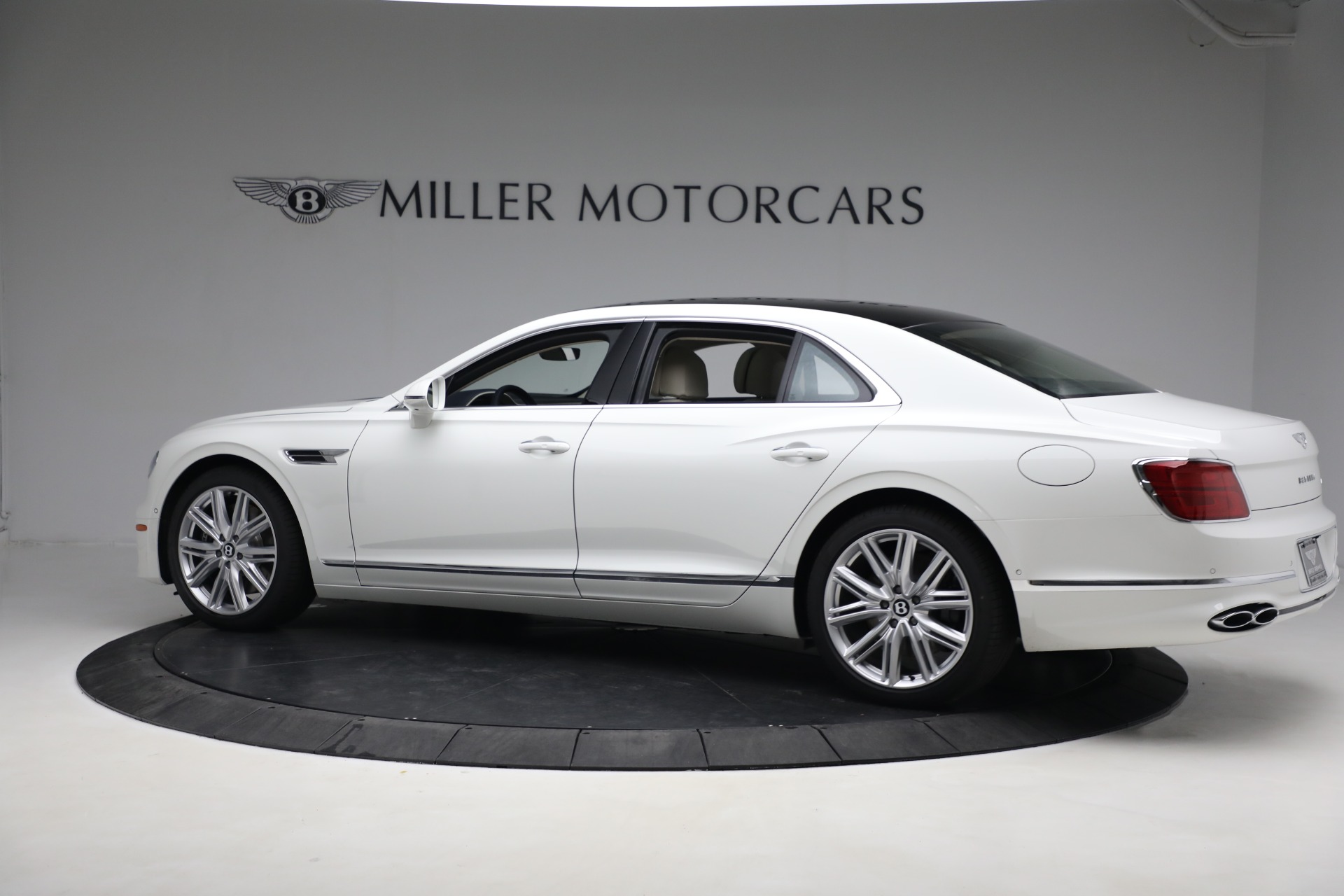 New 2023 Bentley Flying Spur Hybrid | St. Petersburg, FL