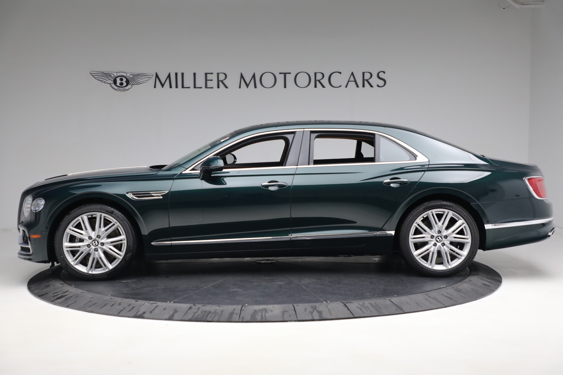New 2023 Bentley Flying Spur V8 | St. Petersburg, FL