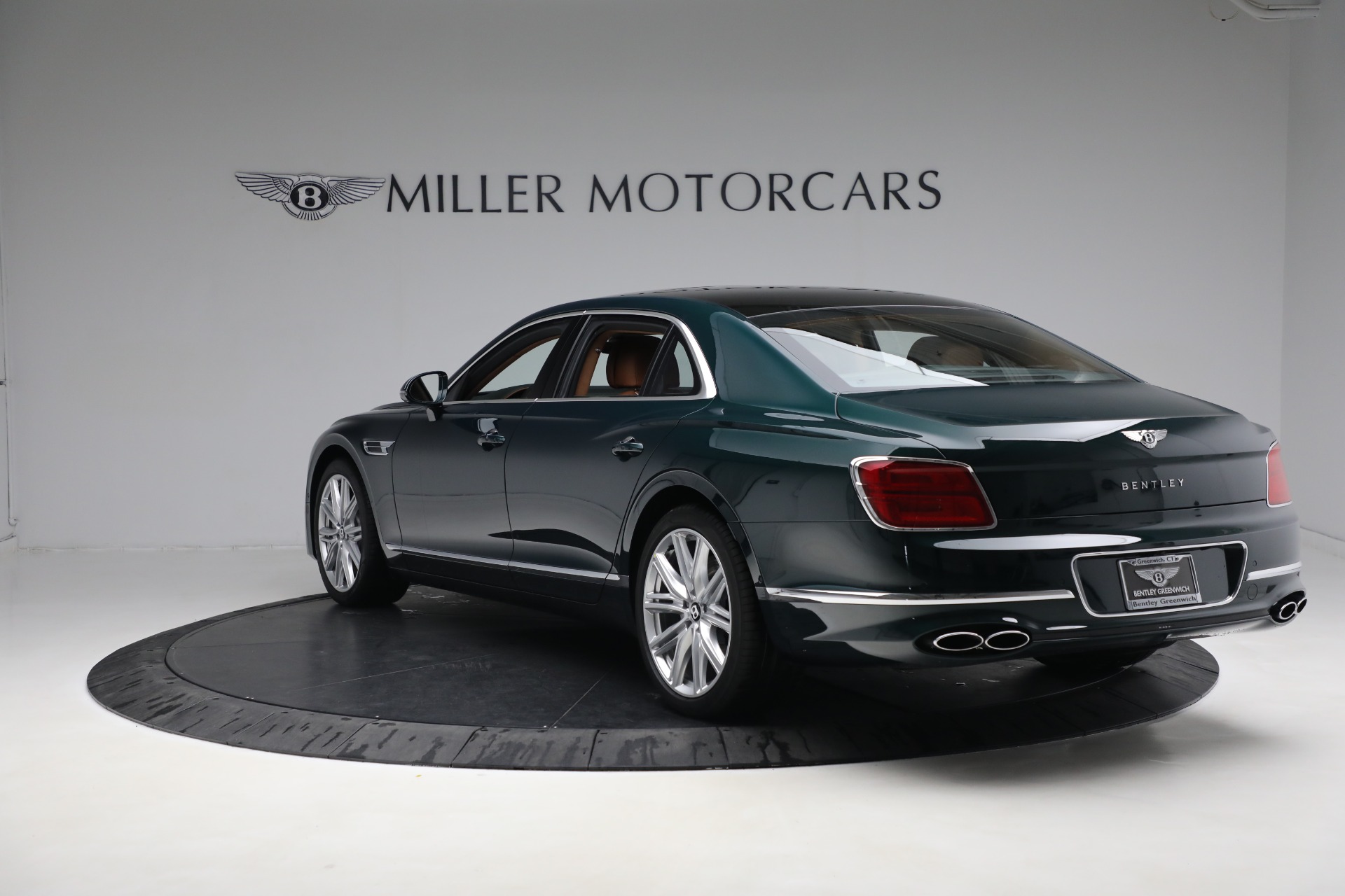New 2023 Bentley Flying Spur V8 | St. Petersburg, FL