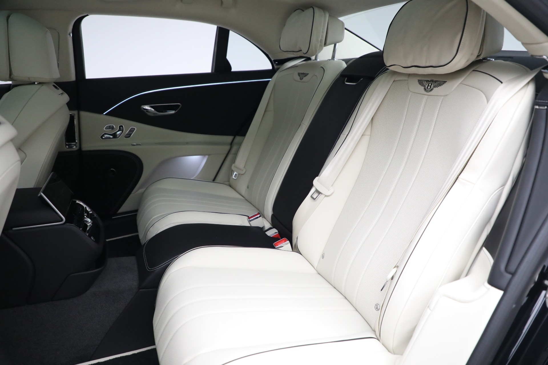 New 2023 Bentley Flying Spur Hybrid | St. Petersburg, FL
