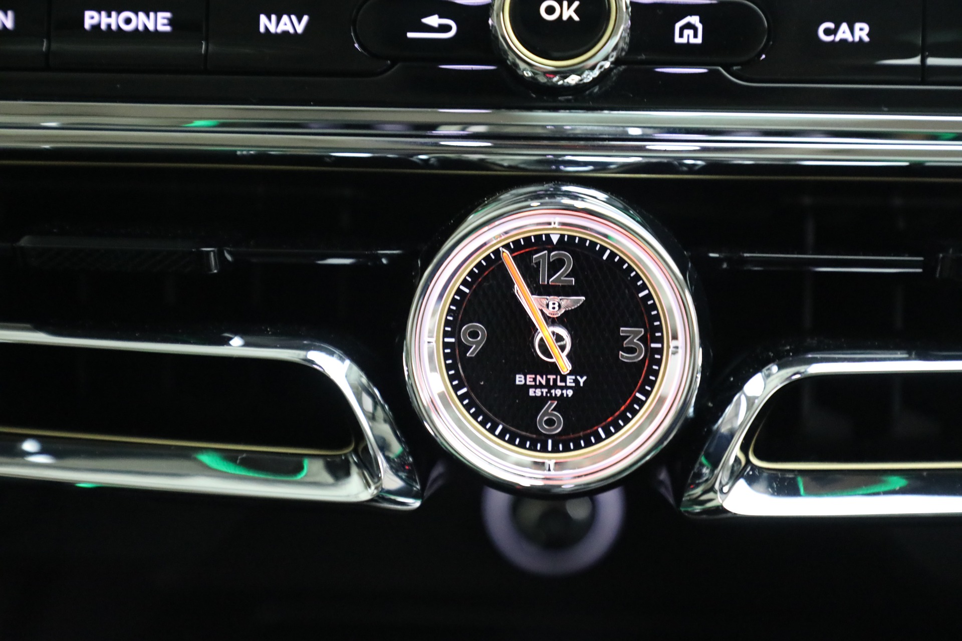 New 2023 Bentley Flying Spur Hybrid | St. Petersburg, FL