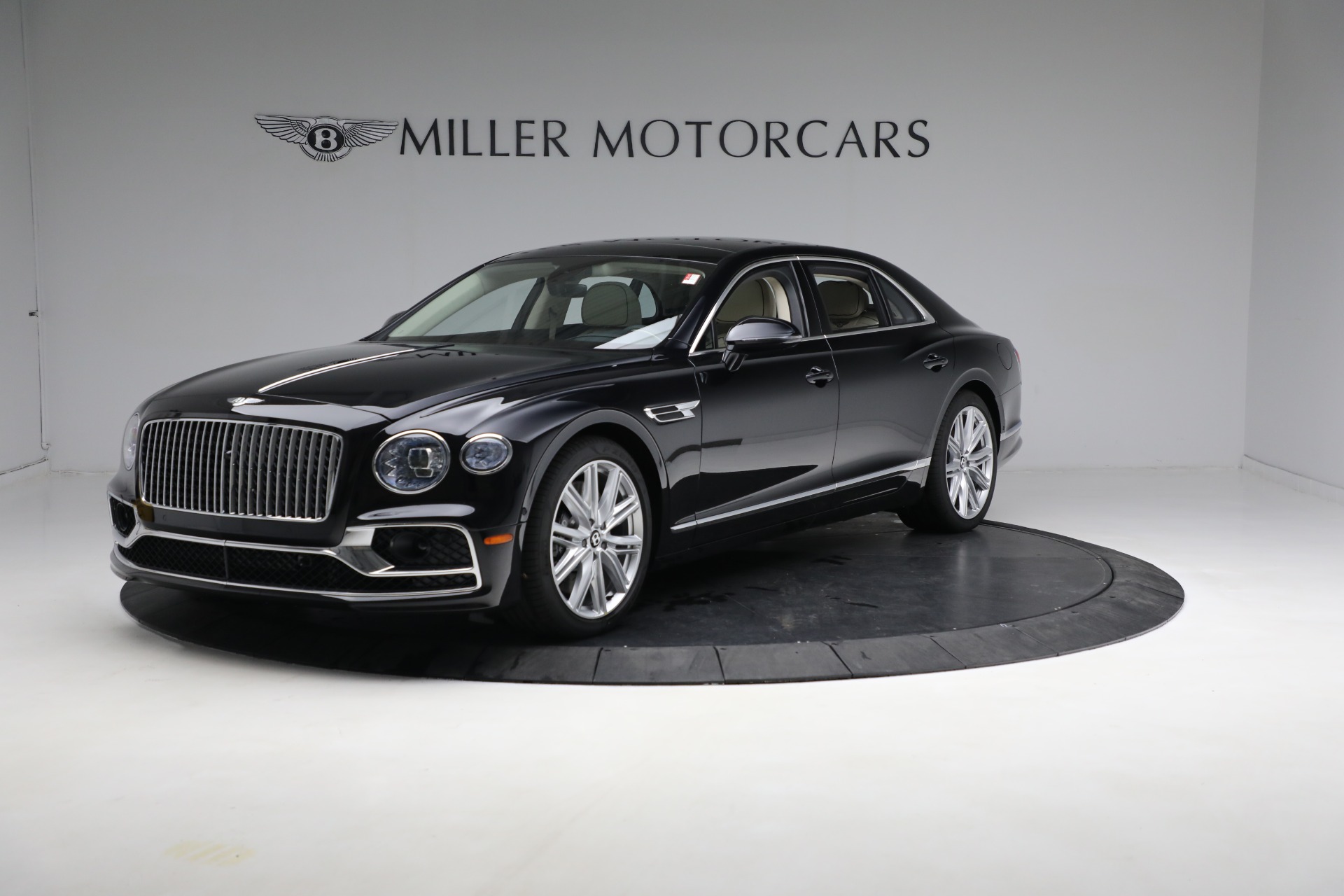 New 2023 Bentley Flying Spur Hybrid | St. Petersburg, FL
