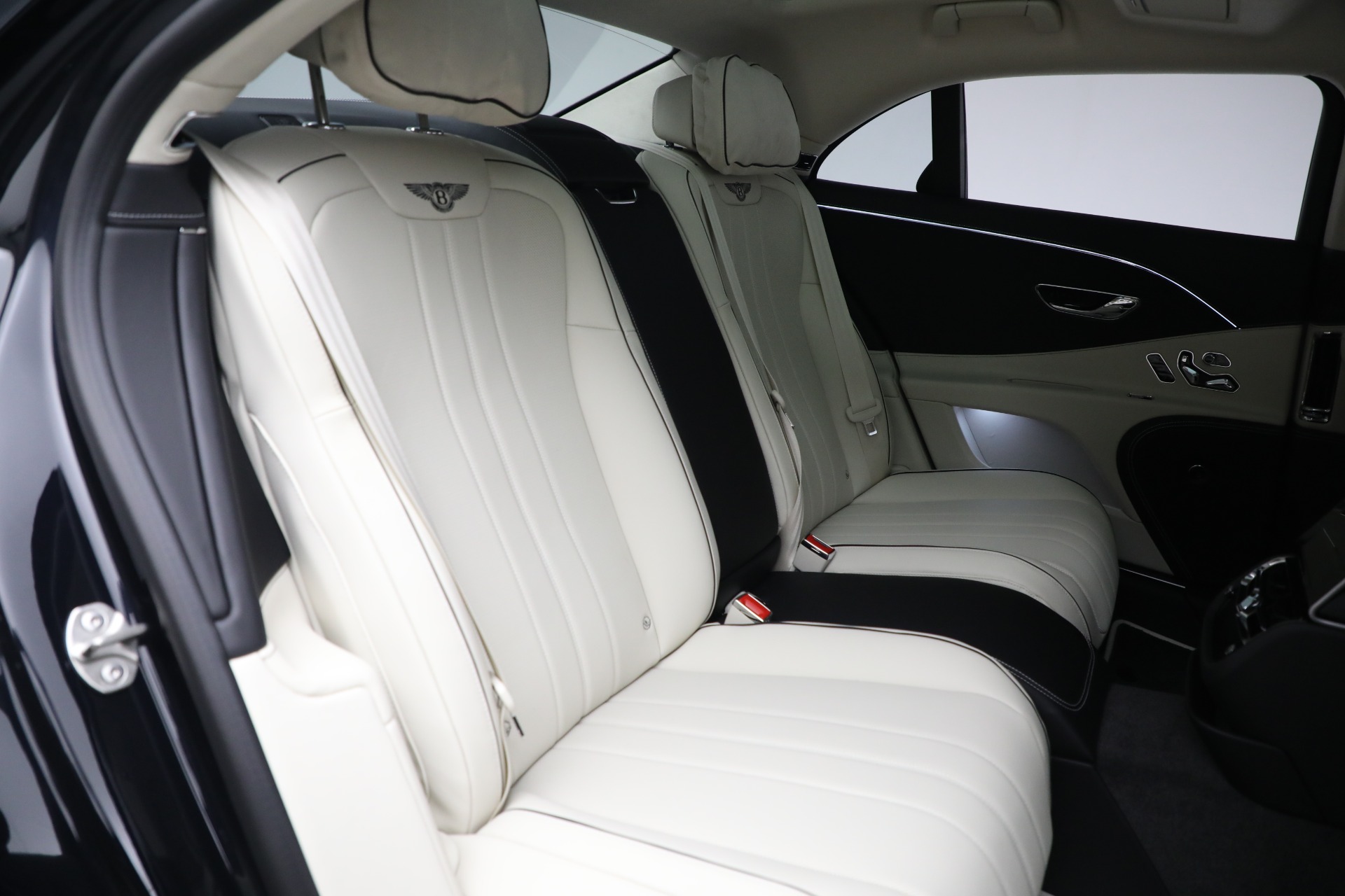 New 2023 Bentley Flying Spur Hybrid | St. Petersburg, FL