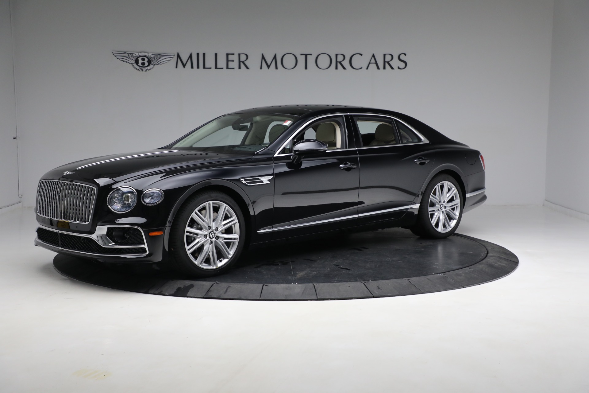 New 2023 Bentley Flying Spur Hybrid | St. Petersburg, FL