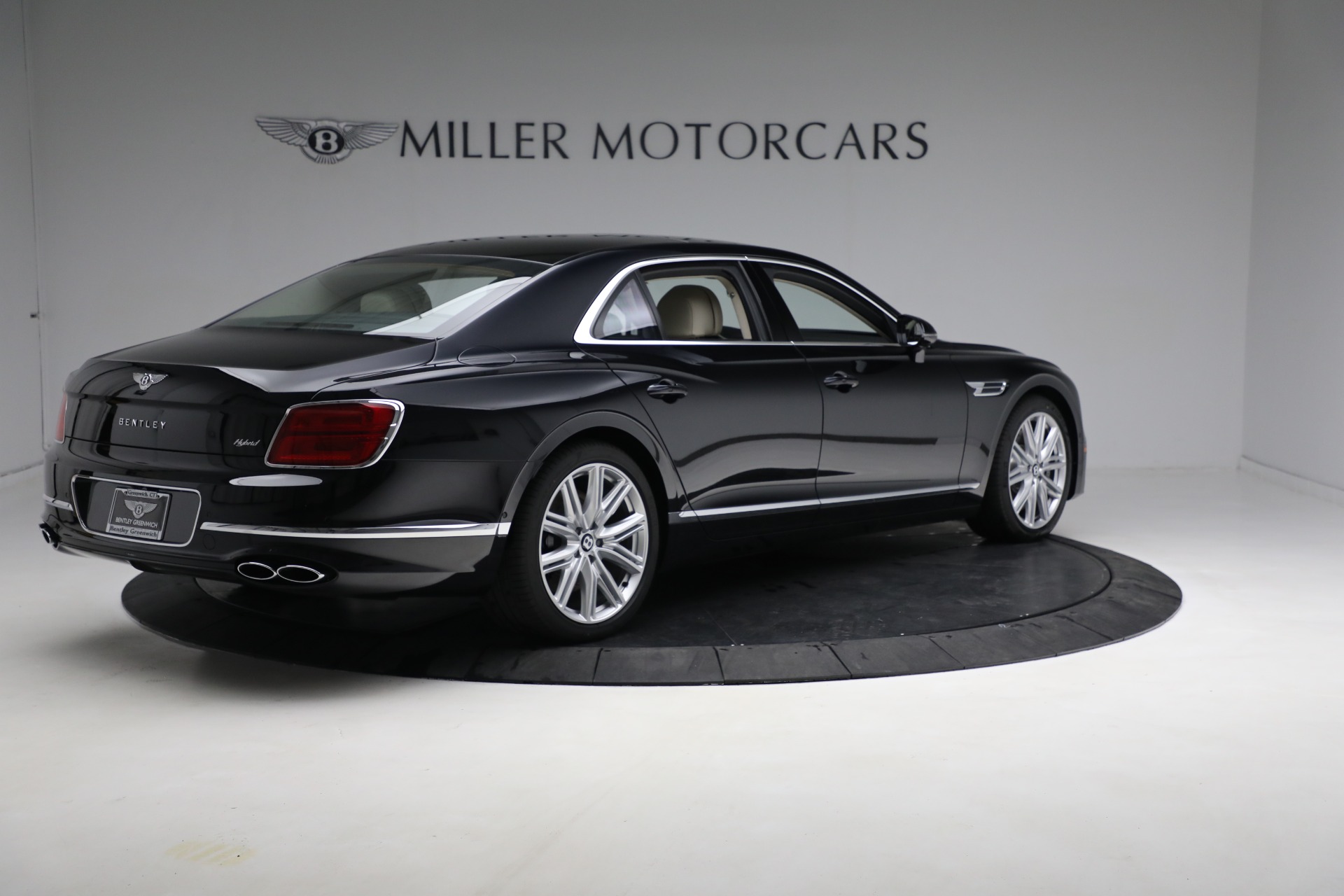 New 2023 Bentley Flying Spur Hybrid | St. Petersburg, FL