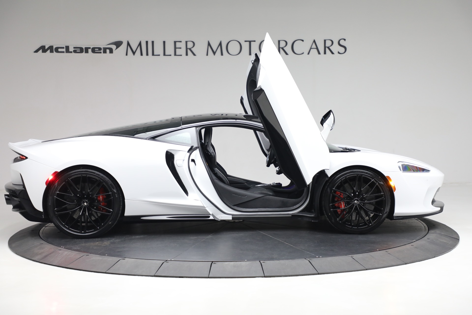New 2023 McLaren GT Luxe | St. Petersburg, FL
