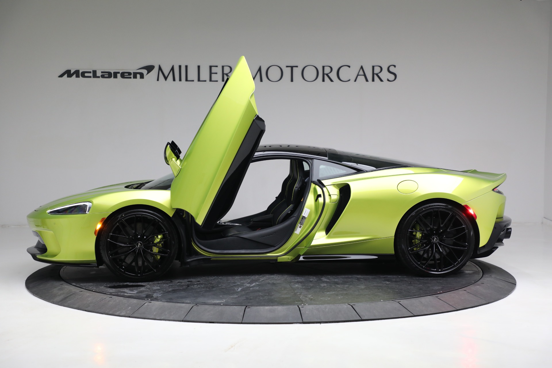New 2023 McLaren GT Luxe | St. Petersburg, FL