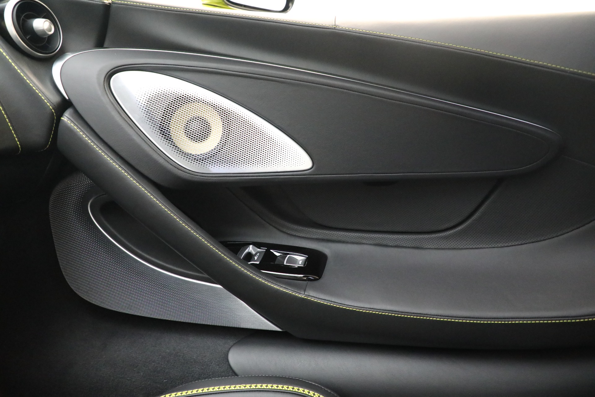 New 2023 McLaren GT Luxe | St. Petersburg, FL