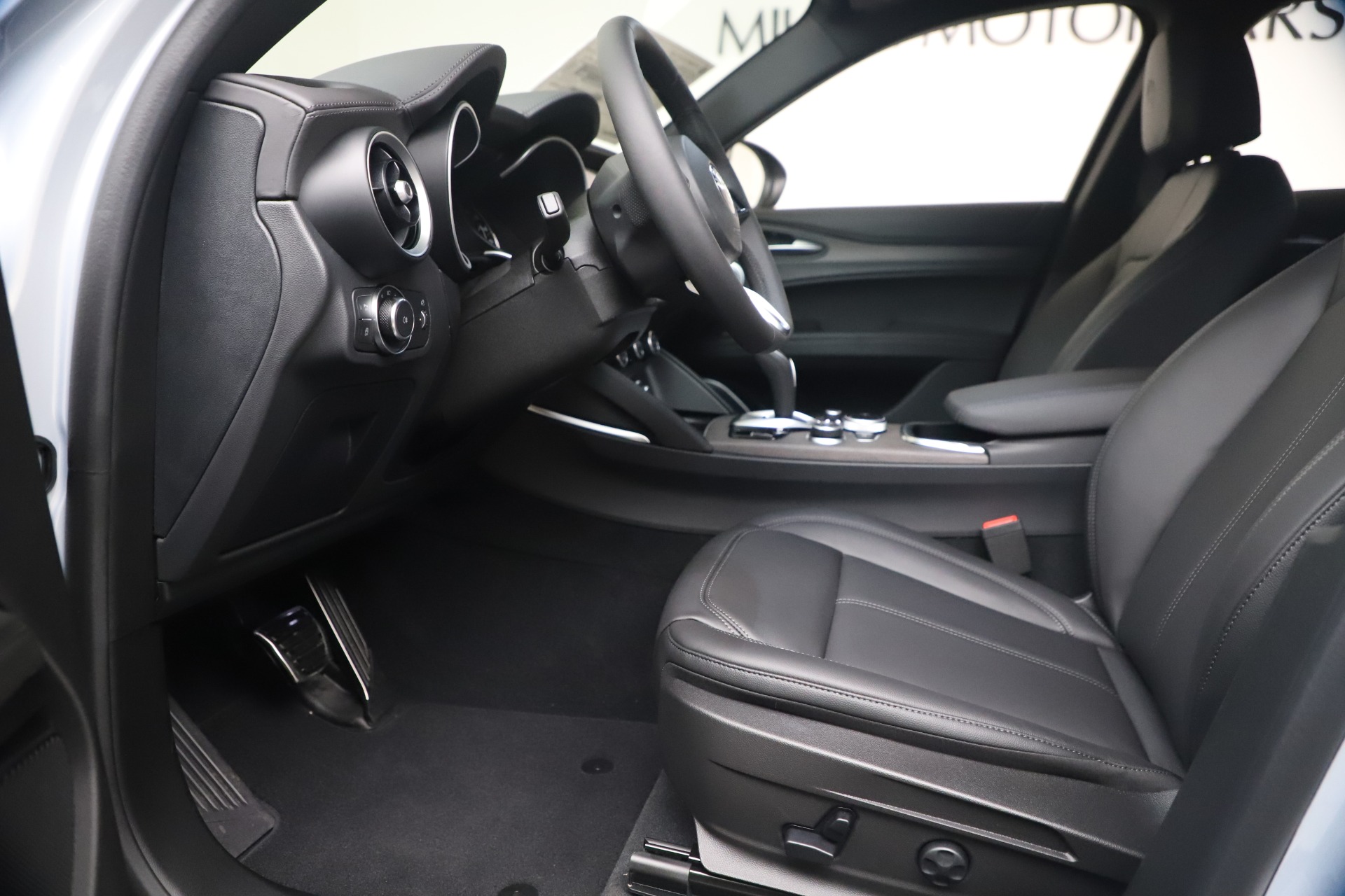 New 2023 Alfa Romeo Stelvio Ti | St. Petersburg, FL