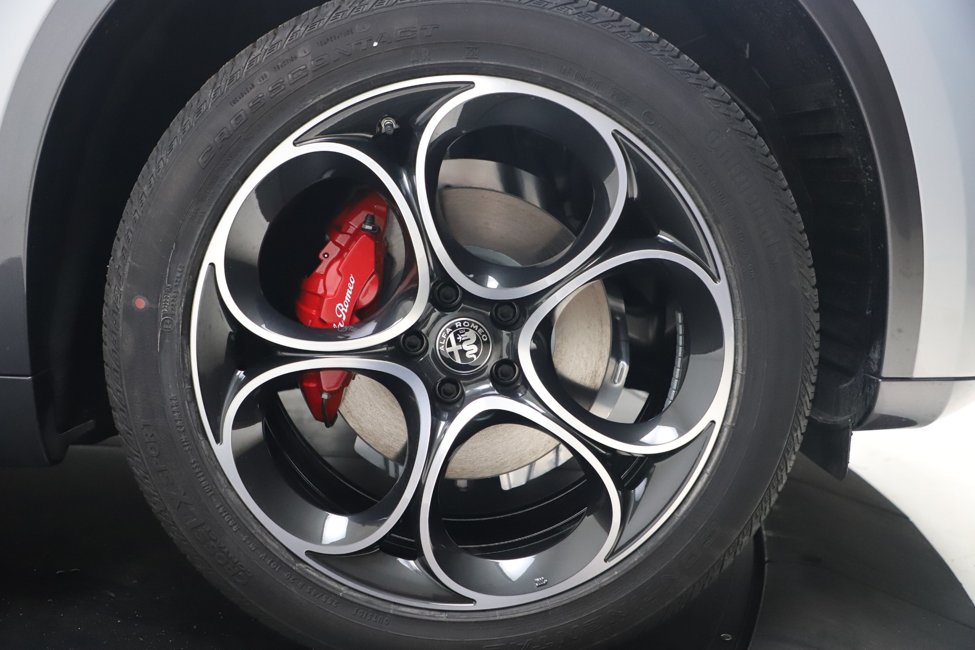 New 2023 Alfa Romeo Stelvio Ti | St. Petersburg, FL
