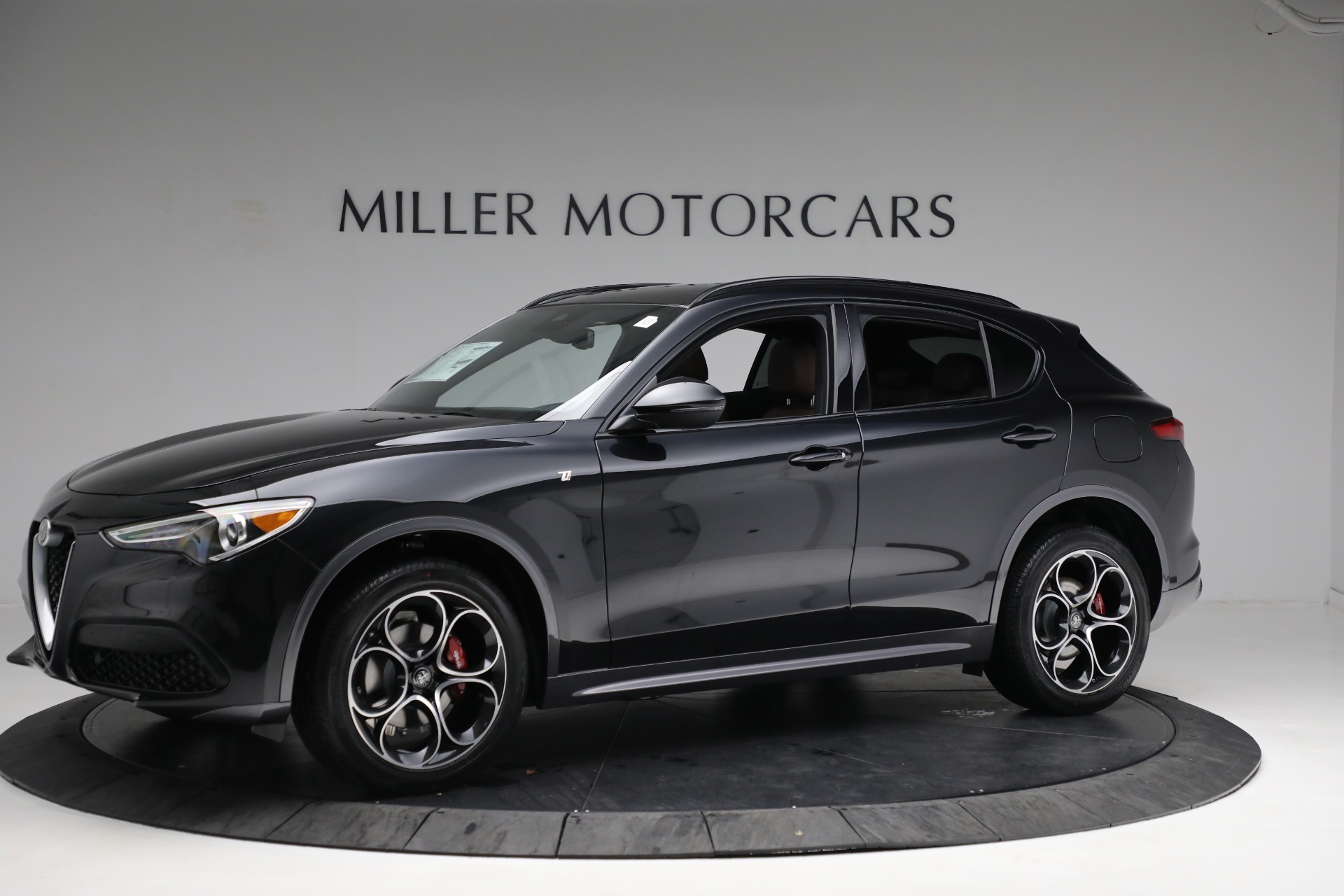New 2023 Alfa Romeo Stelvio Ti | St. Petersburg, FL