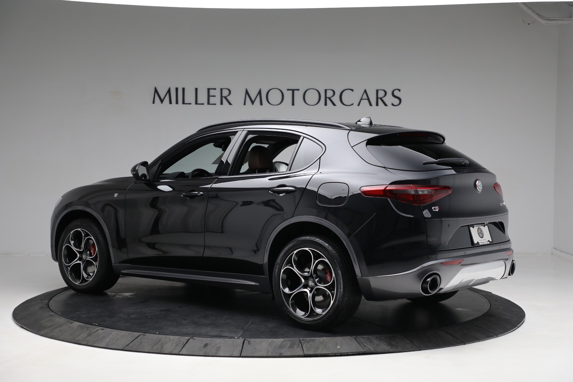 New 2023 Alfa Romeo Stelvio Ti | St. Petersburg, FL