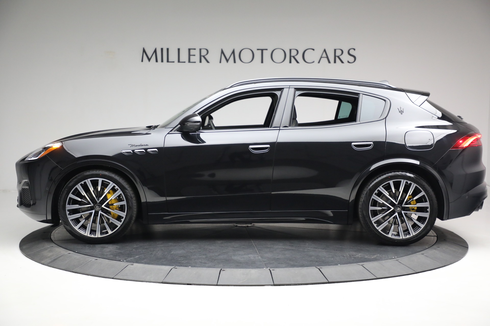 New 2023 Maserati Grecale Modena | St. Petersburg, FL