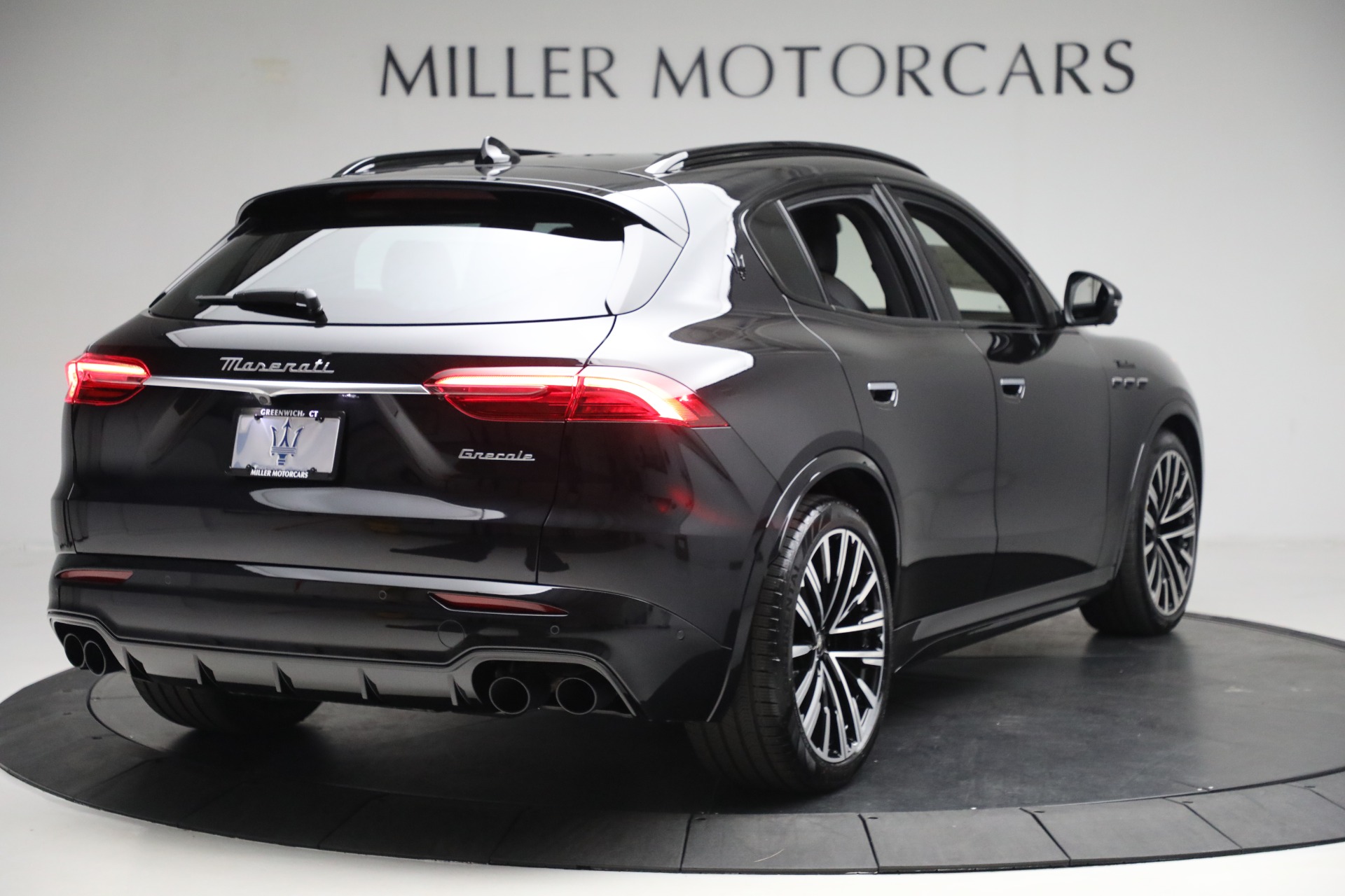 New 2023 Maserati Grecale Modena | St. Petersburg, FL