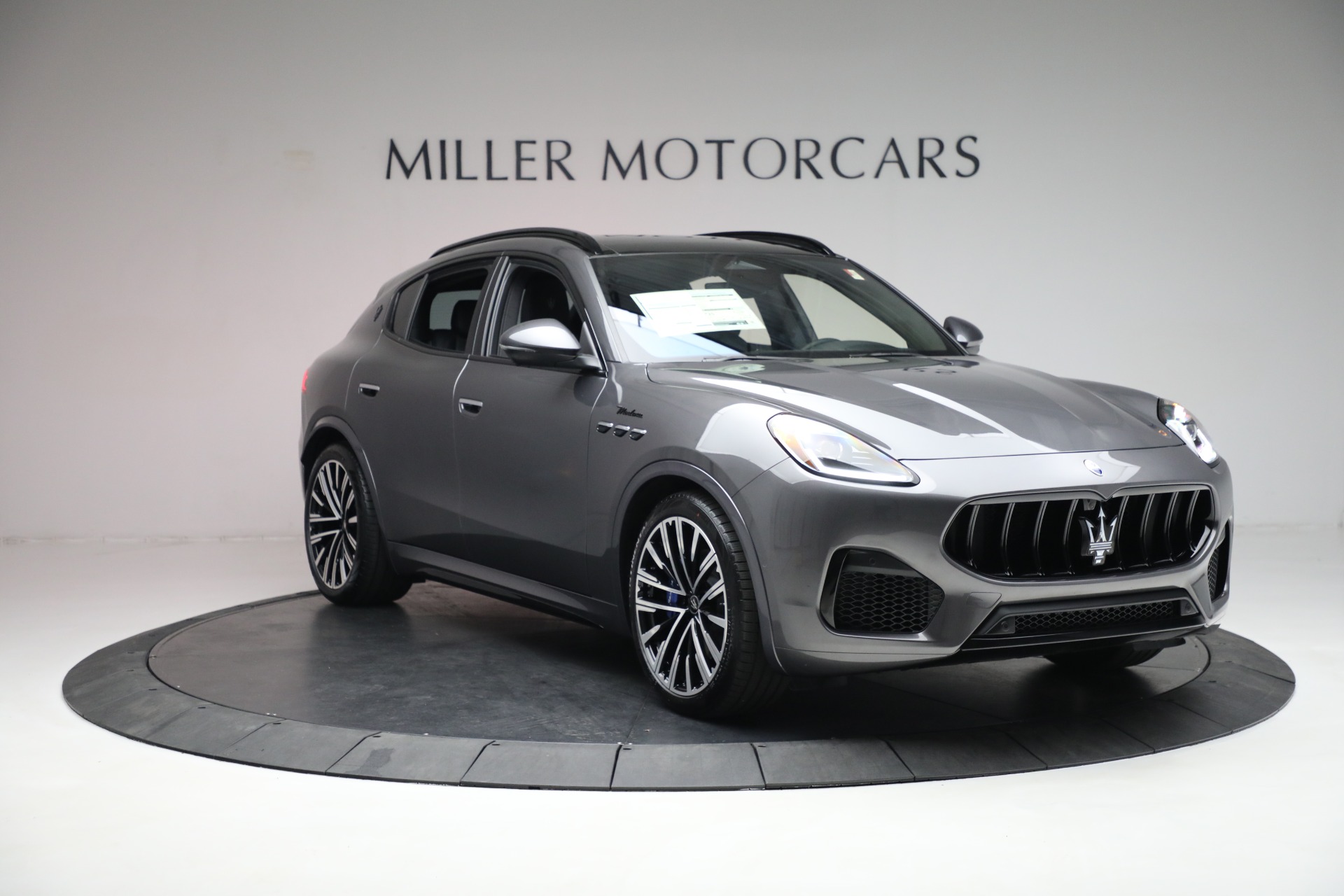 New 2023 Maserati Grecale Modena | St. Petersburg, FL