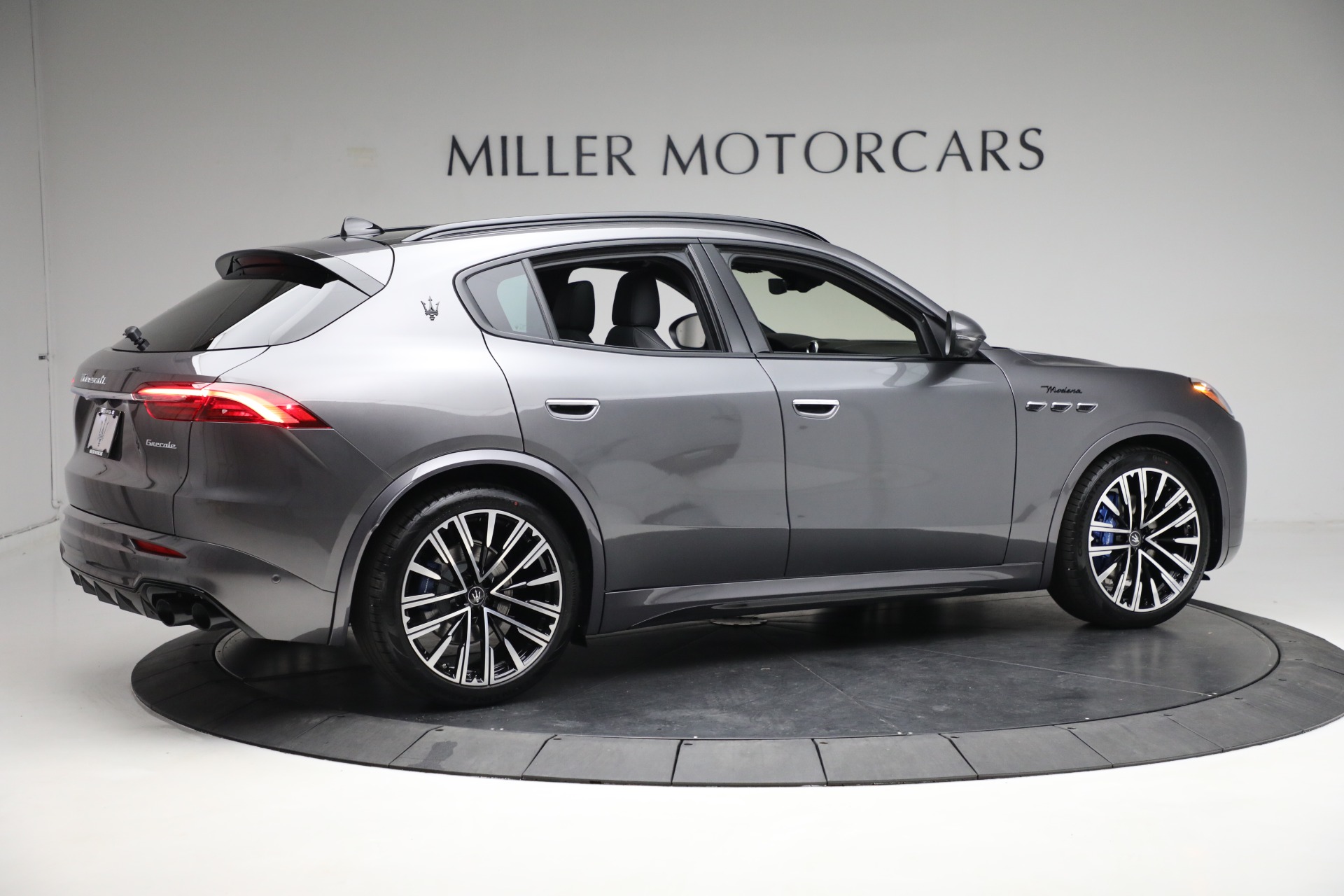 New 2023 Maserati Grecale Modena | St. Petersburg, FL