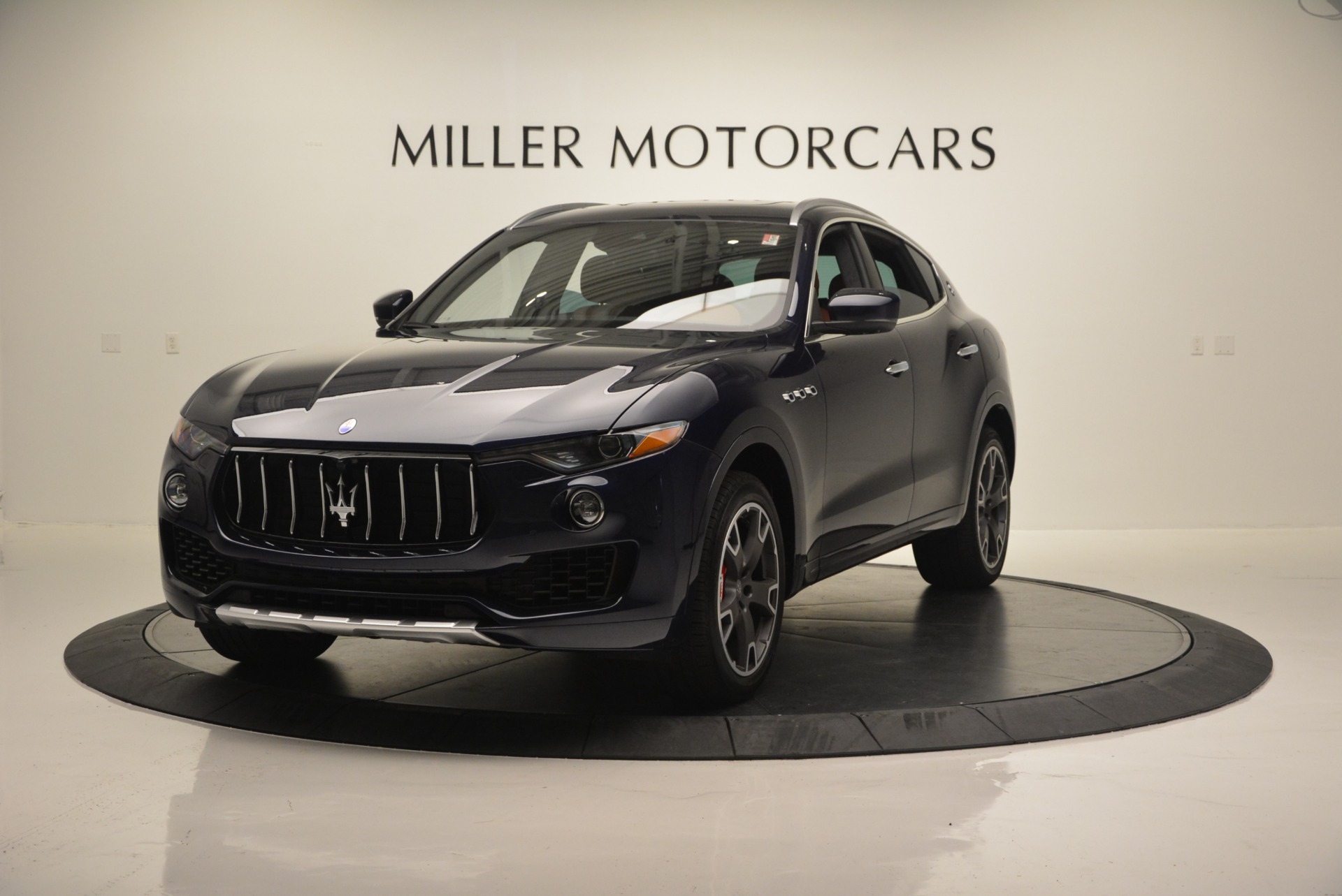 https://www.millermotorcars.com/galleria_images/612/612_main_l.jpg