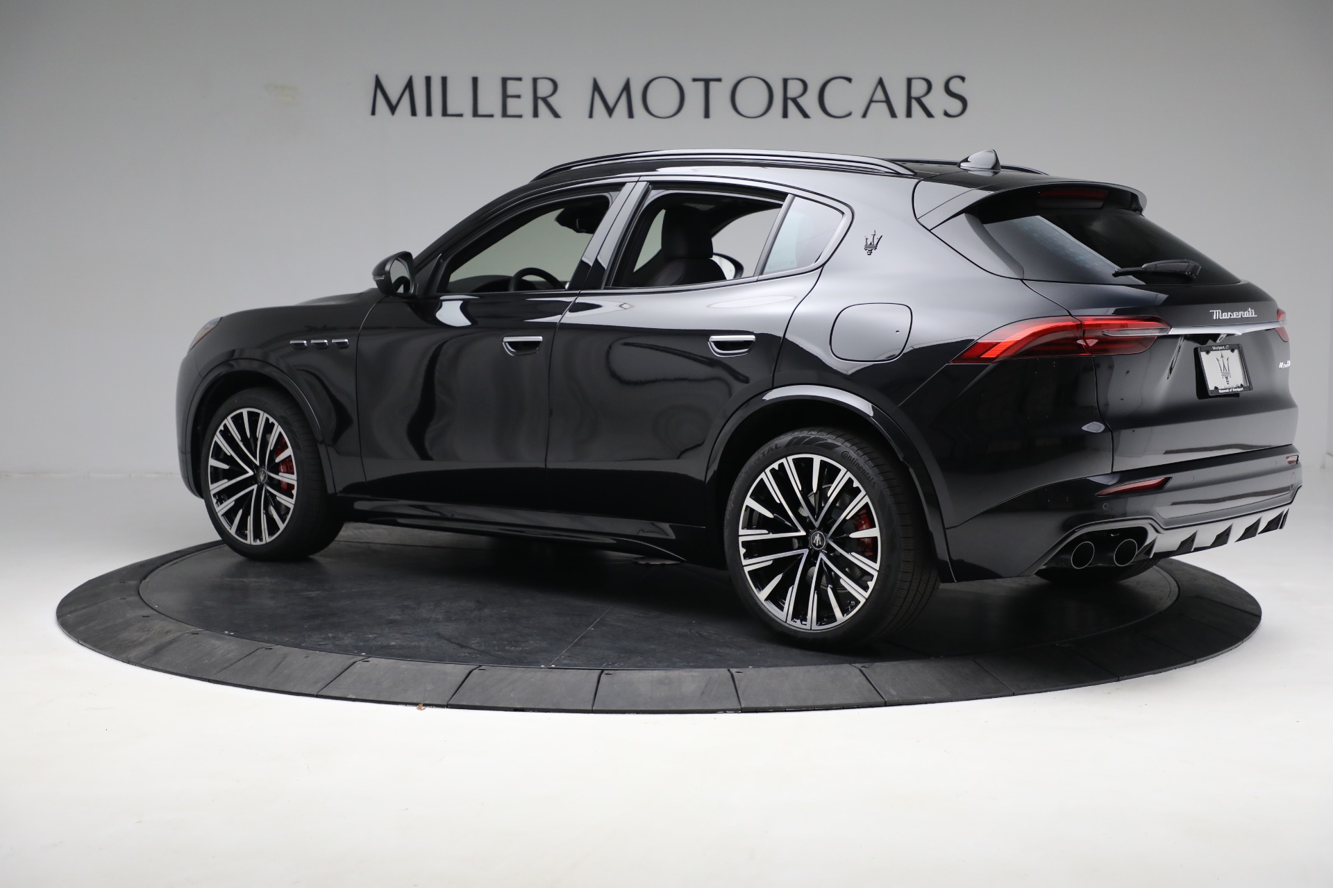 New 2023 Maserati Grecale Modena | St. Petersburg, FL