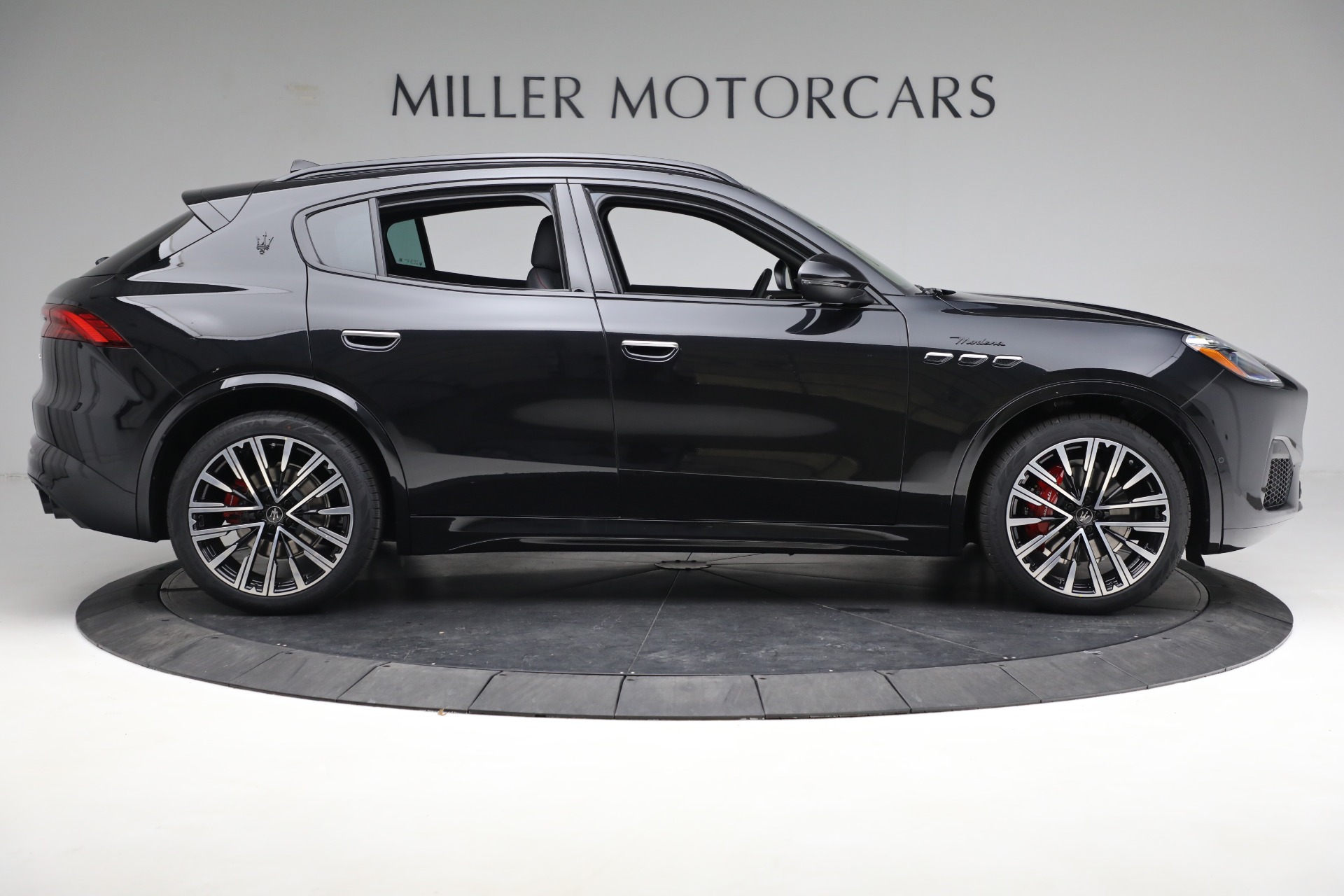 New 2023 Maserati Grecale Modena | St. Petersburg, FL