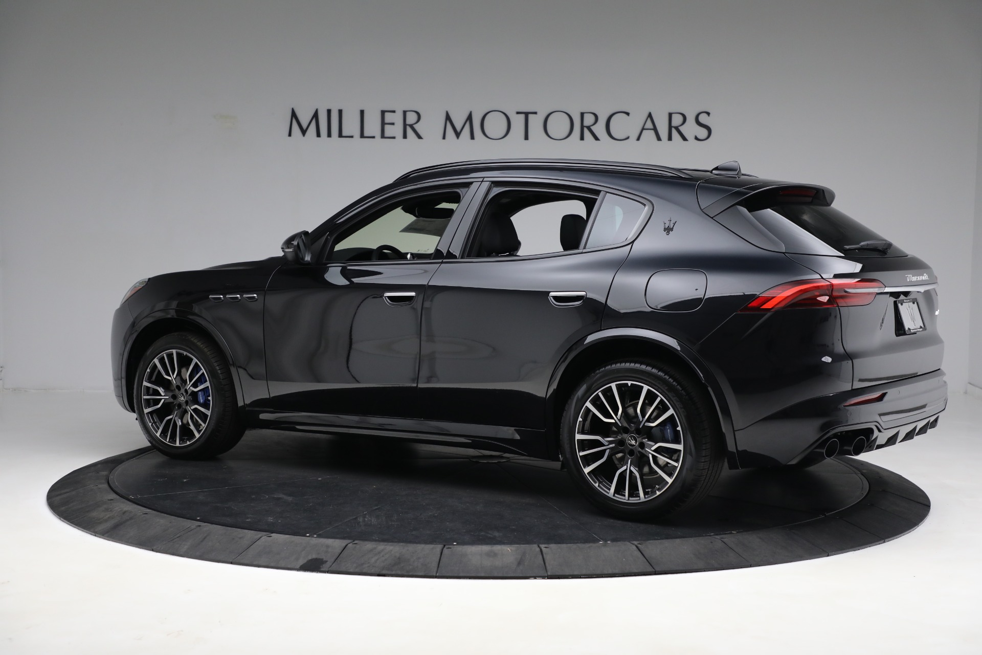 New 2023 Maserati Grecale Modena | St. Petersburg, FL