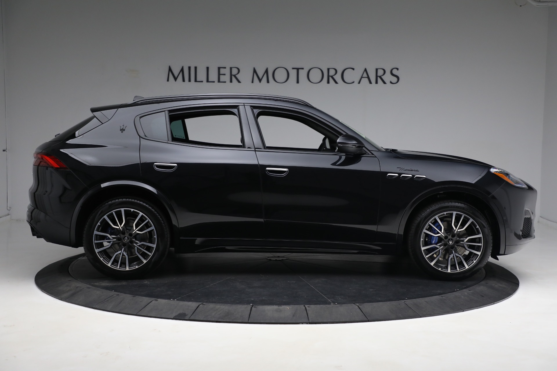 New 2023 Maserati Grecale Modena | St. Petersburg, FL