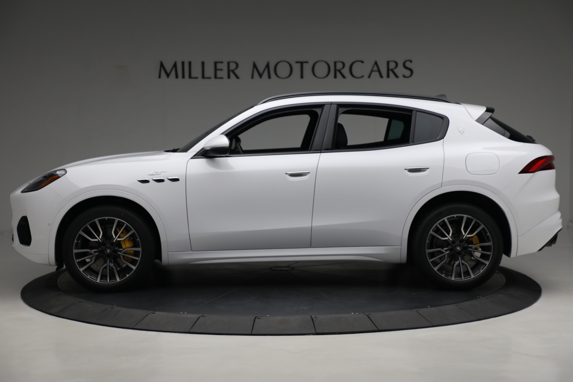New 2023 Maserati Grecale GT | St. Petersburg, FL