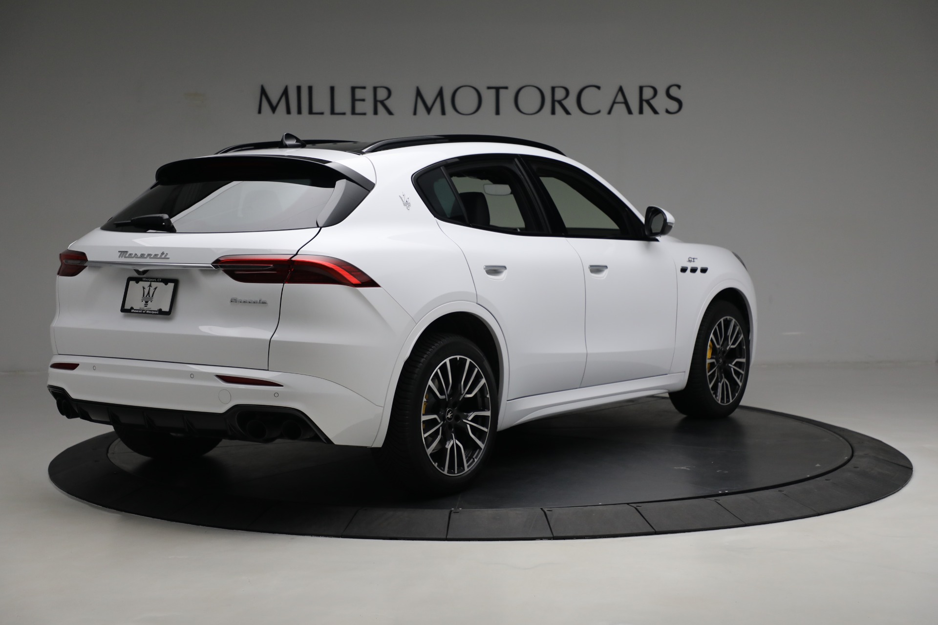 New 2023 Maserati Grecale GT | St. Petersburg, FL