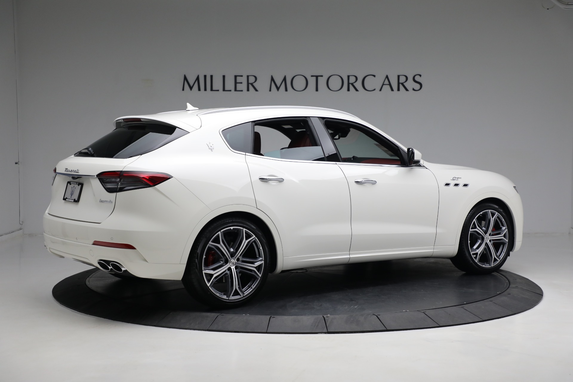 New 2023 Maserati Levante GT | St. Petersburg, FL